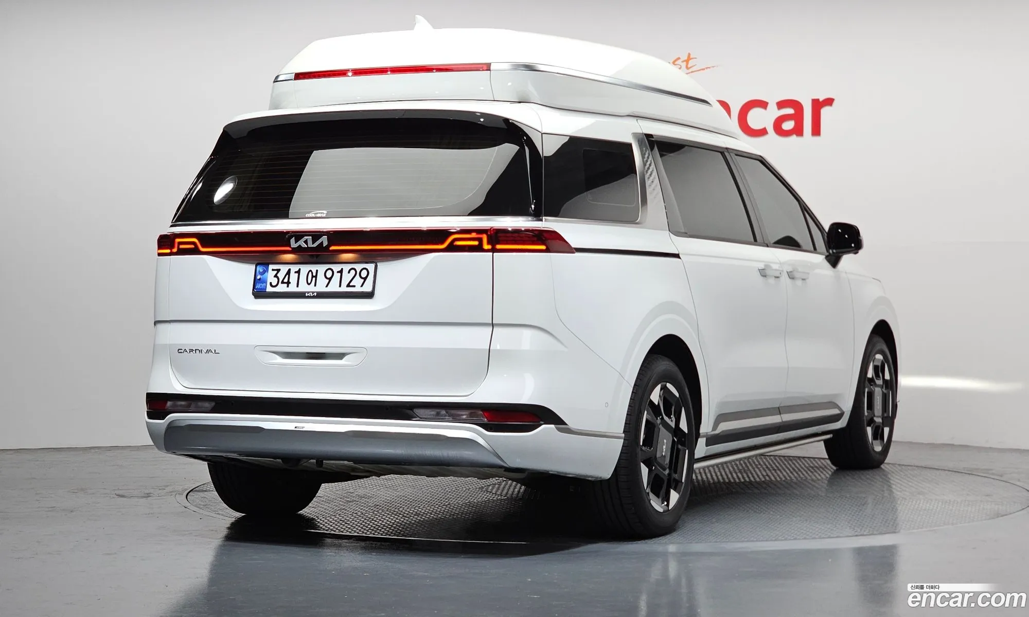 Kia Carnival 2022 — 5