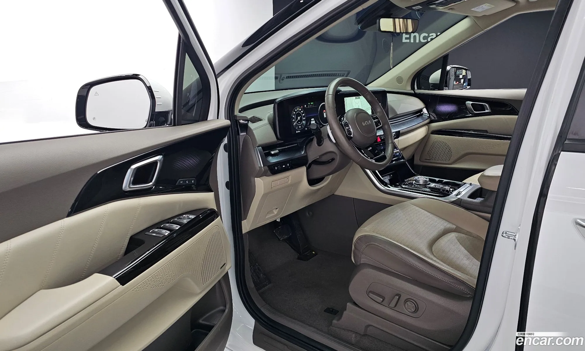 Kia Carnival 2022 — 14