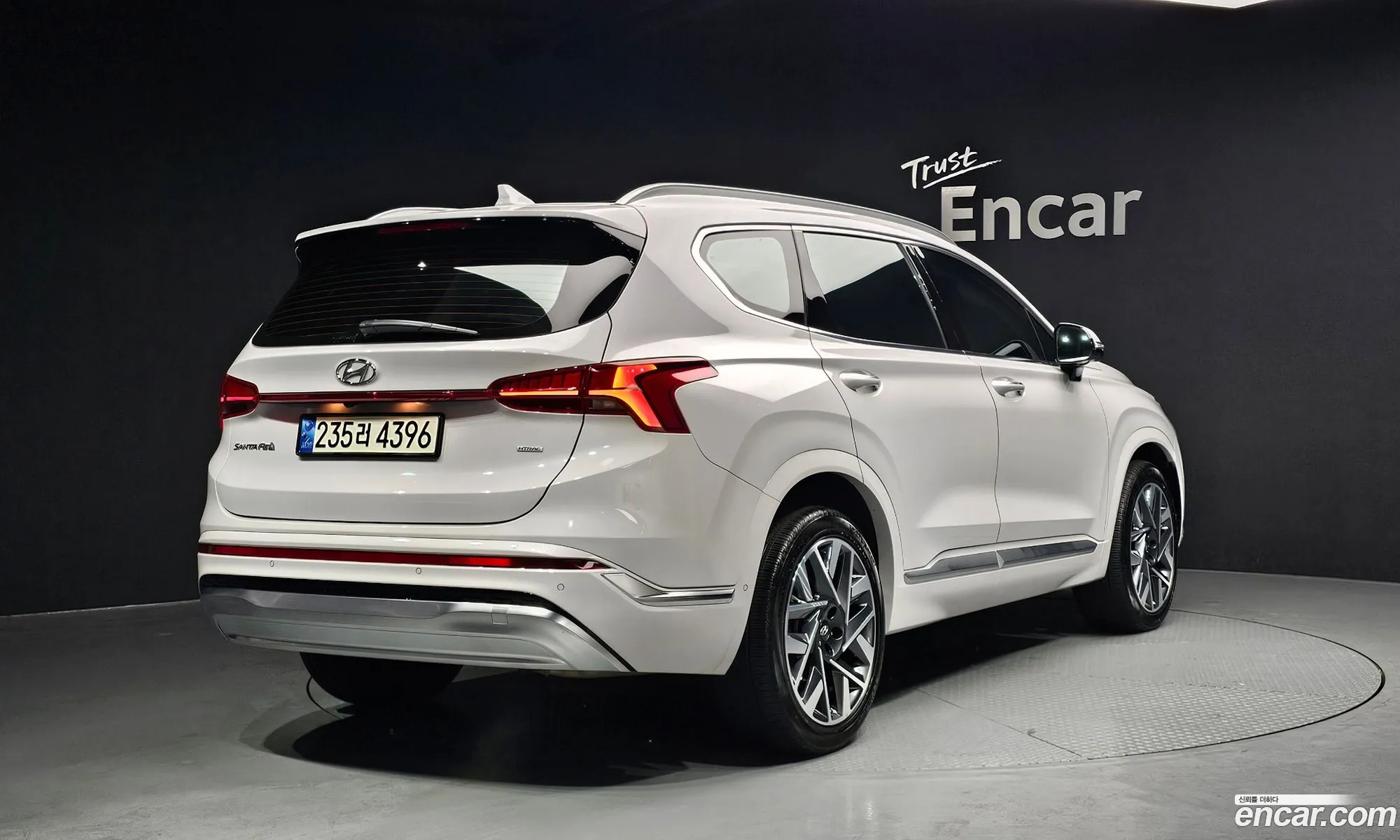 Hyundai Santa Fe 2021 — 19