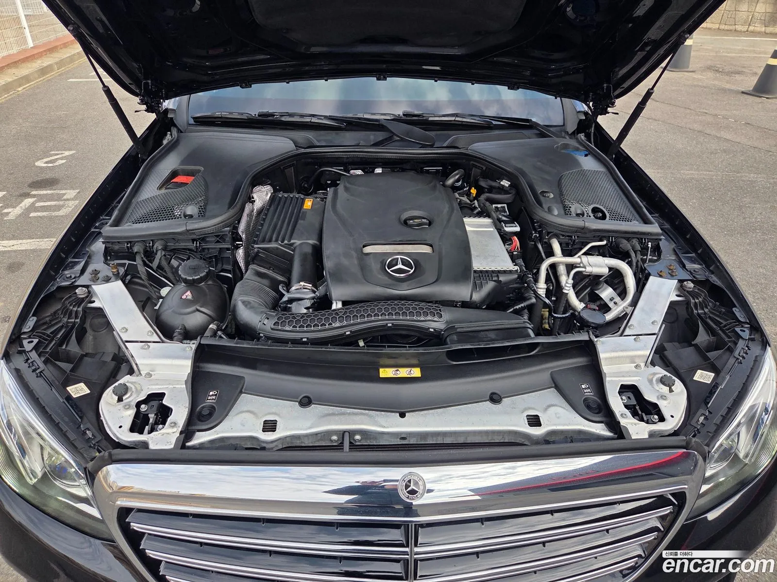 Mercedes-Benz E-Class W213 2018 — 12