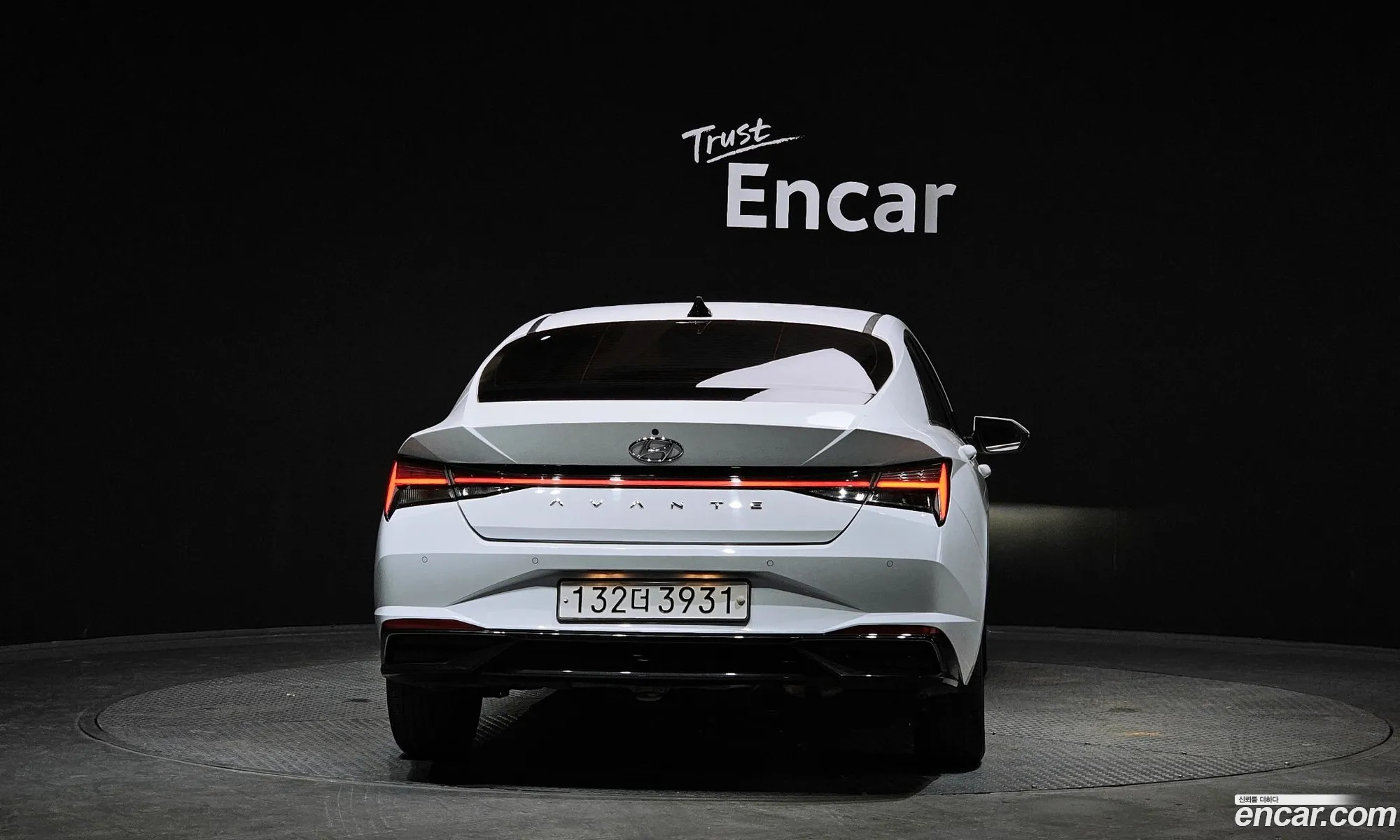 Hyundai Elantra 2021 — 5