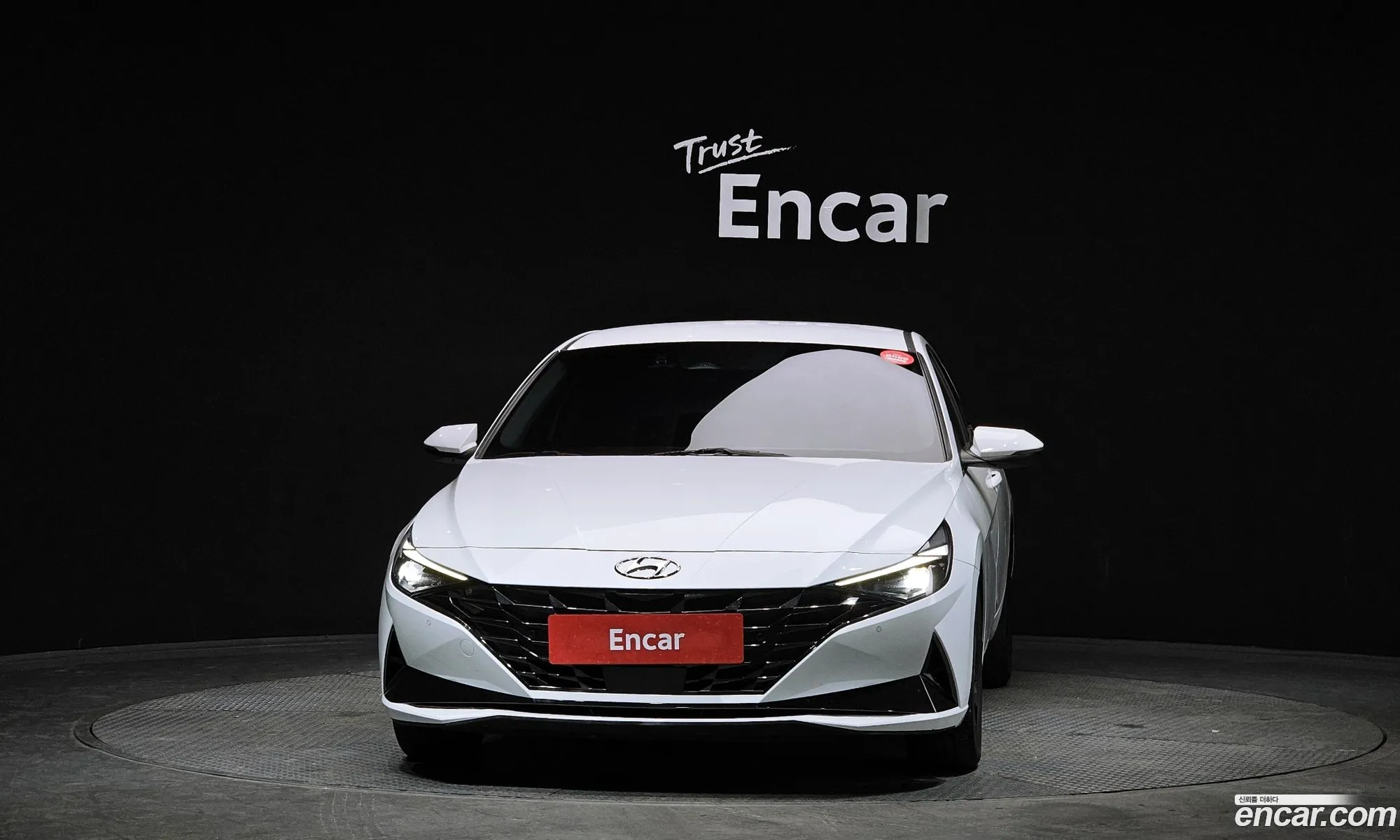 Hyundai Elantra 2021 — 2