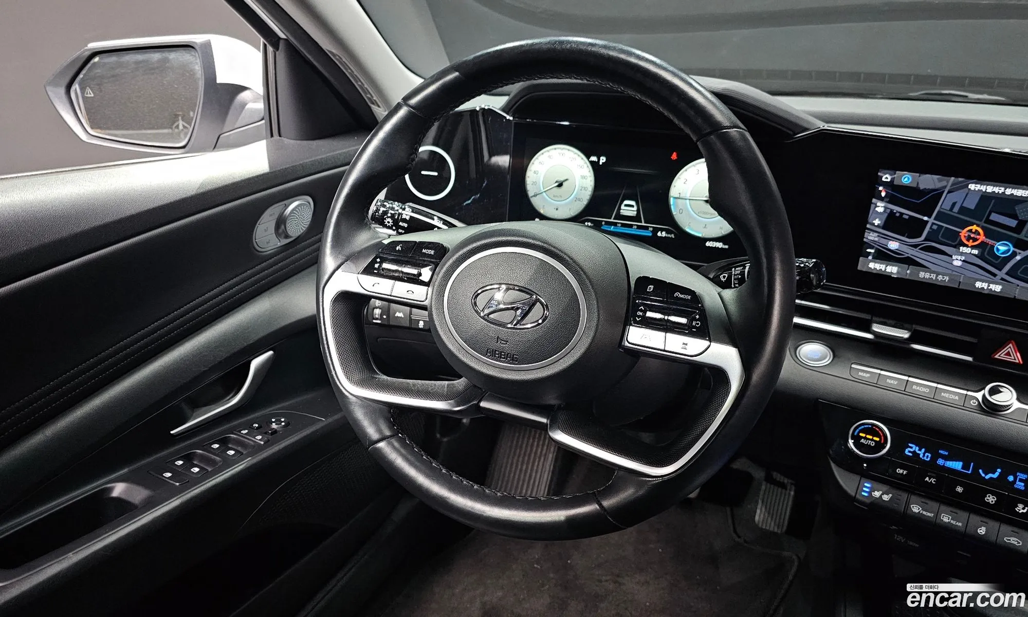 Hyundai Elantra 2021 — 14
