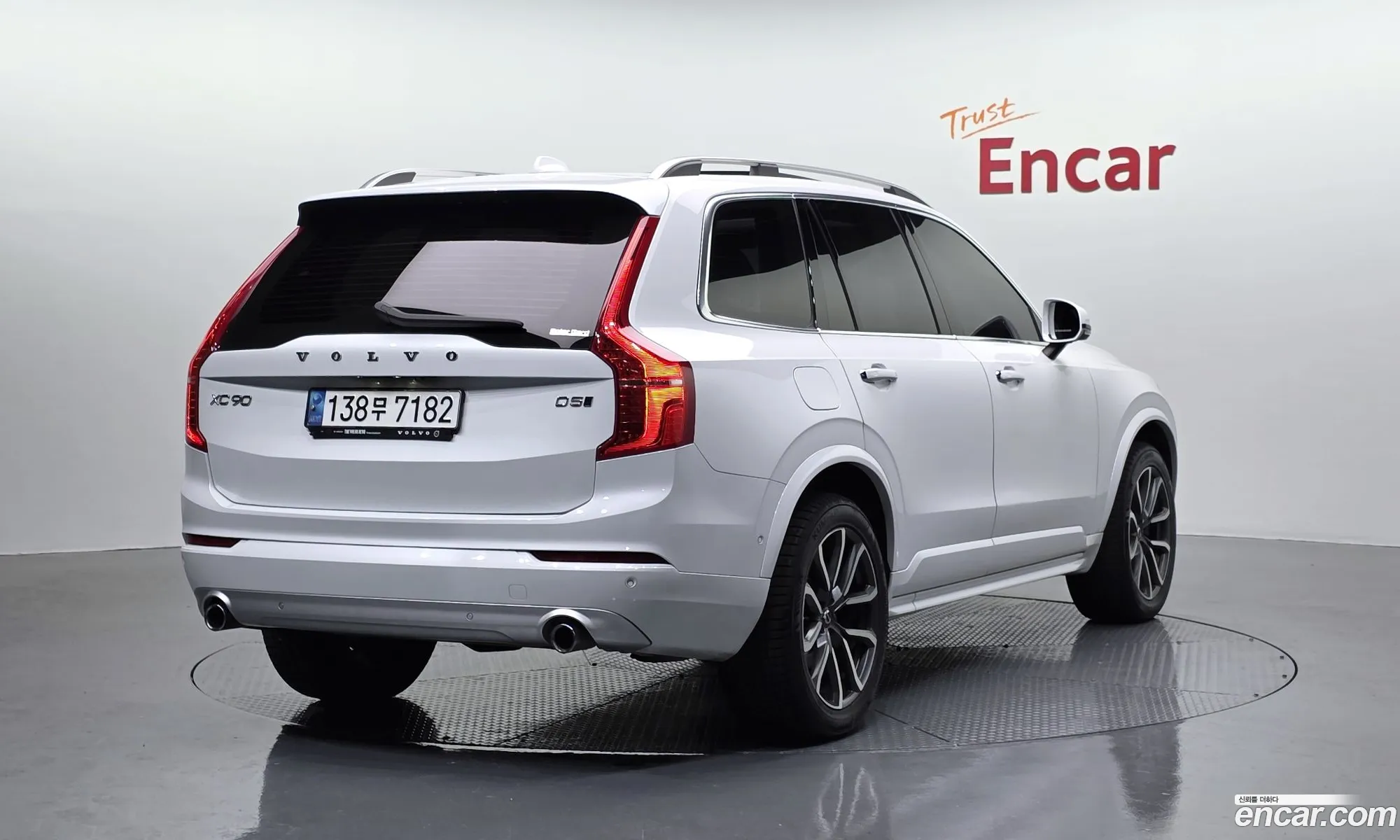 Volvo XC90 2019 YV1LF68TCK1451896 — 2