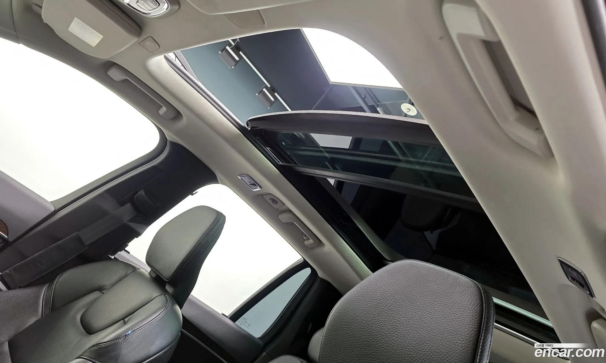 Volvo XC90 2019 YV1LF68TCK1451896 — 7