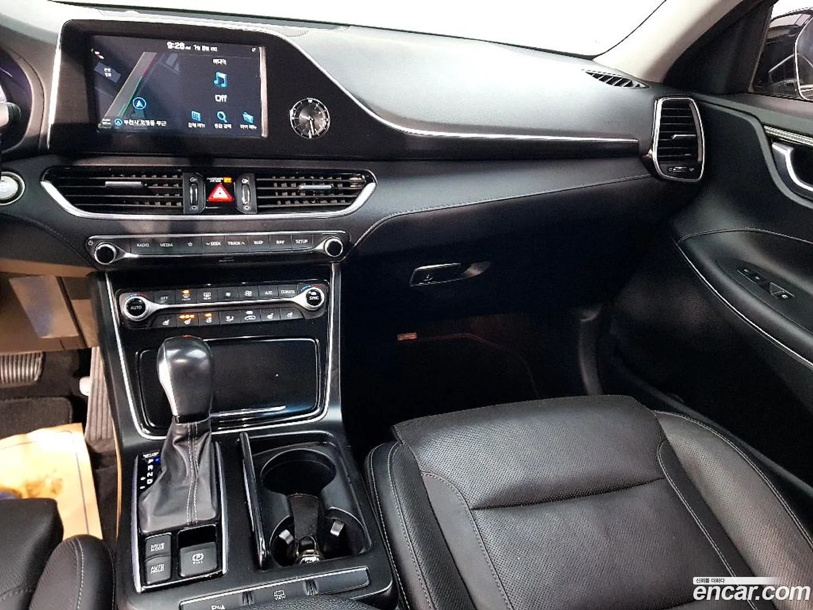 Hyundai Grandeur IG 2018 — 11
