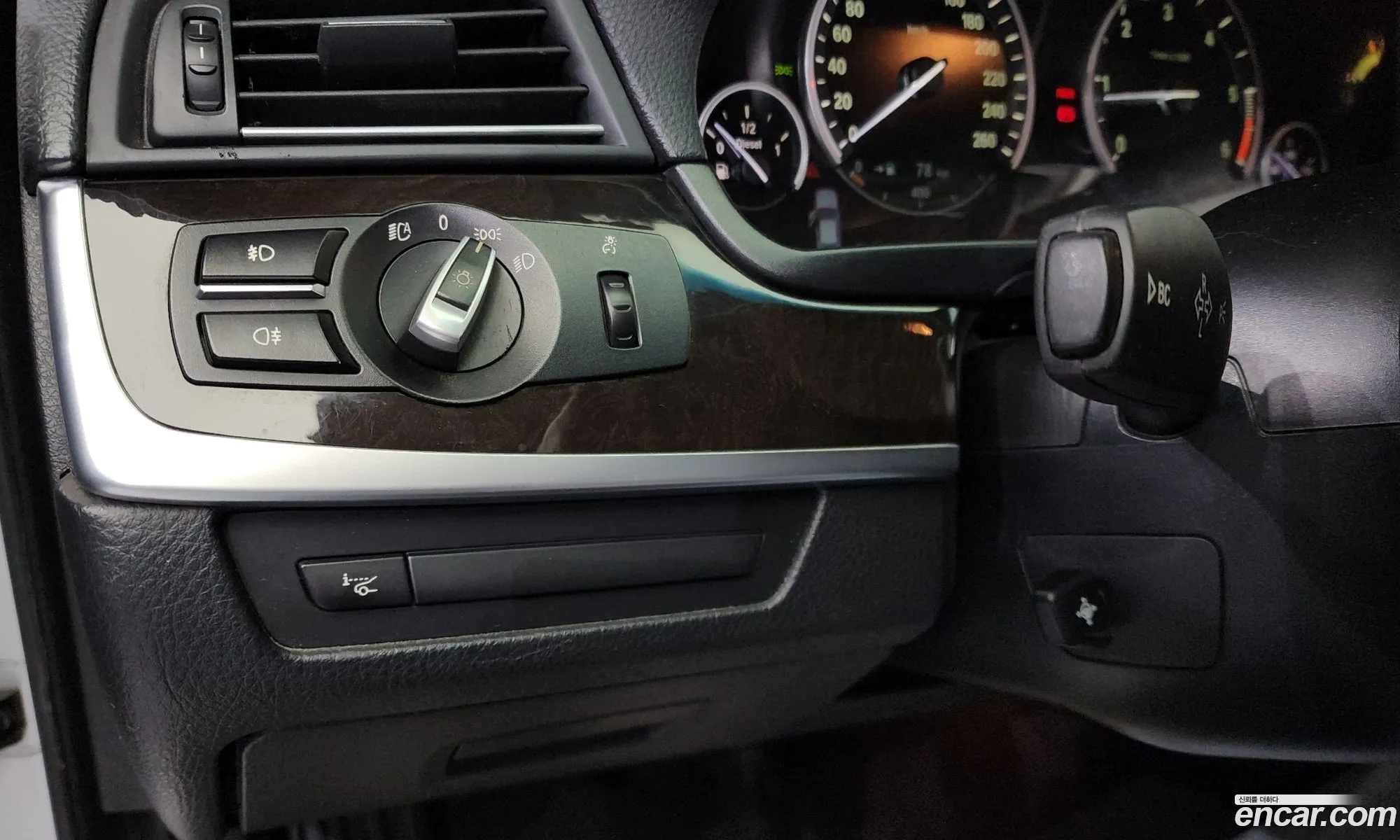 BMW 5 Series 2012 WBAFW1105CDX09482 — 7