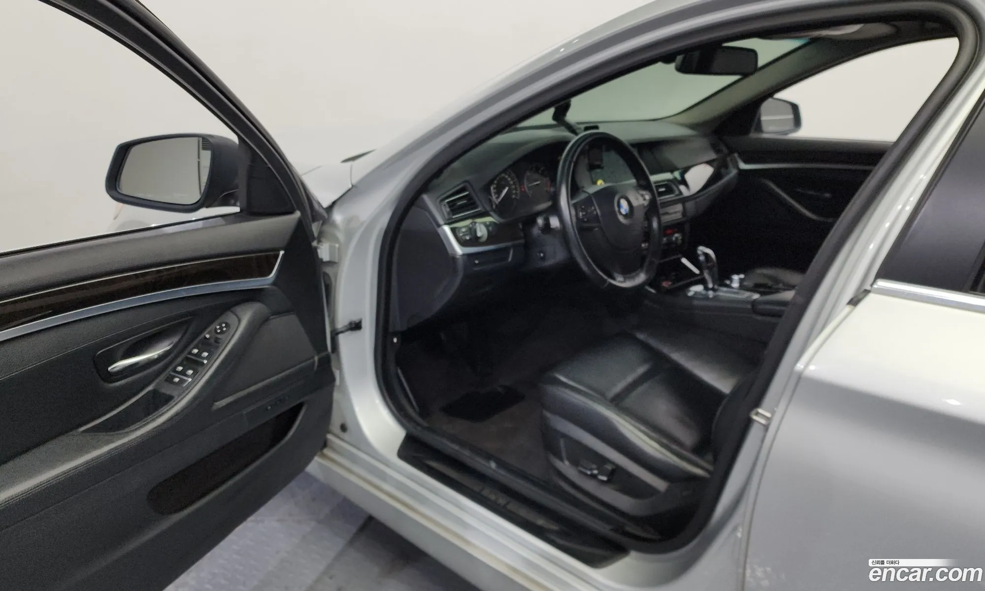 BMW 5 Series 2012 WBAFW1105CDX09482 — 11