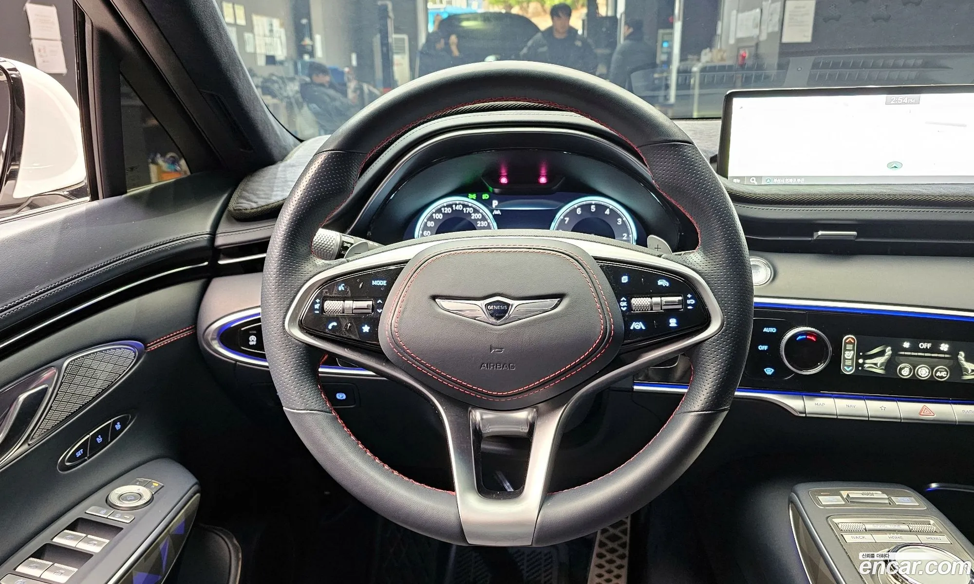 Genesis GV70 2021 — 11