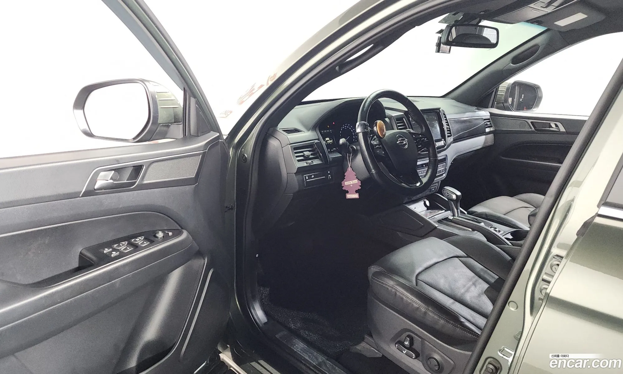 KG Mobility (SsangYong) Rexton Sports Khan 2021 — 19