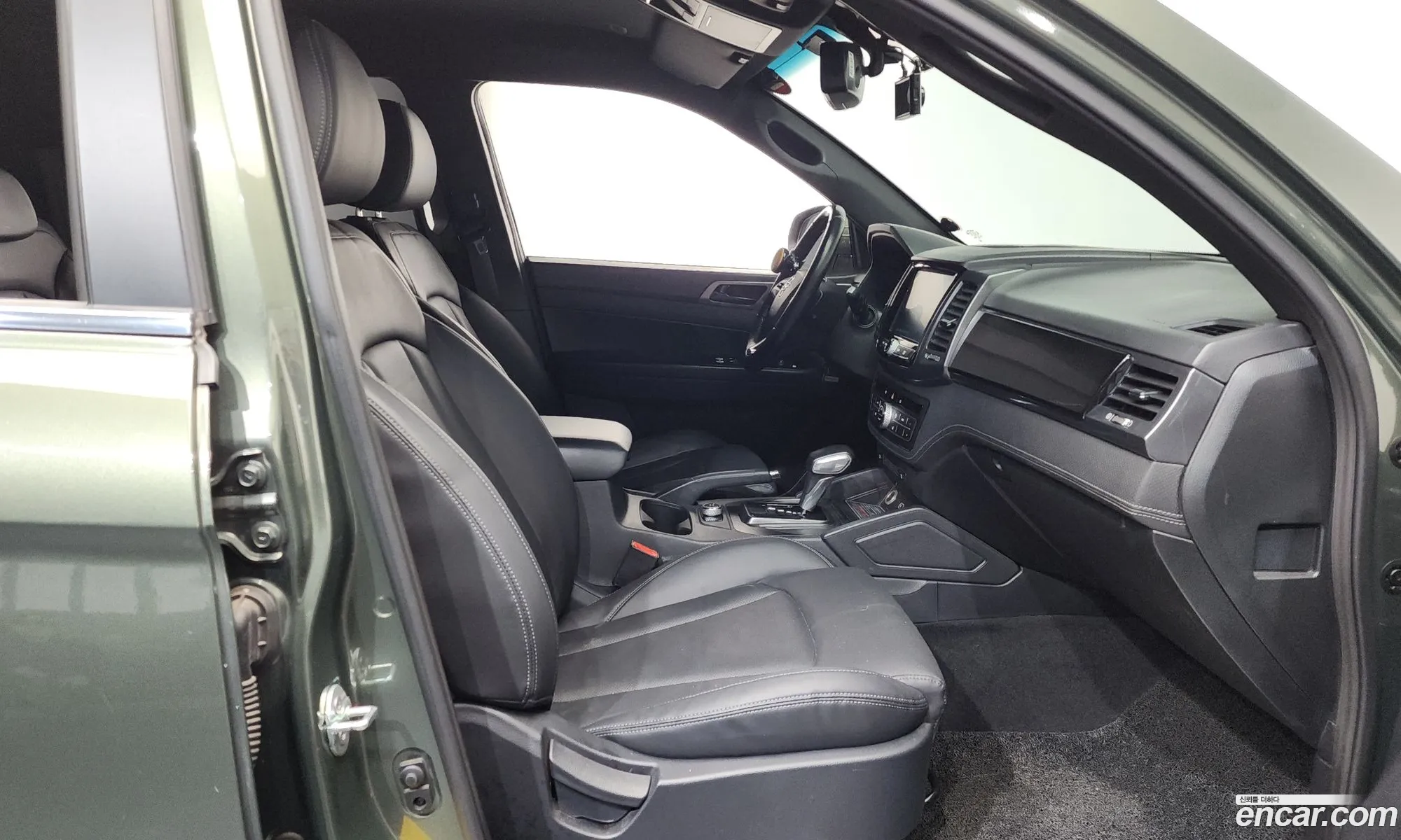 KG Mobility (SsangYong) Rexton Sports Khan 2021 — 13