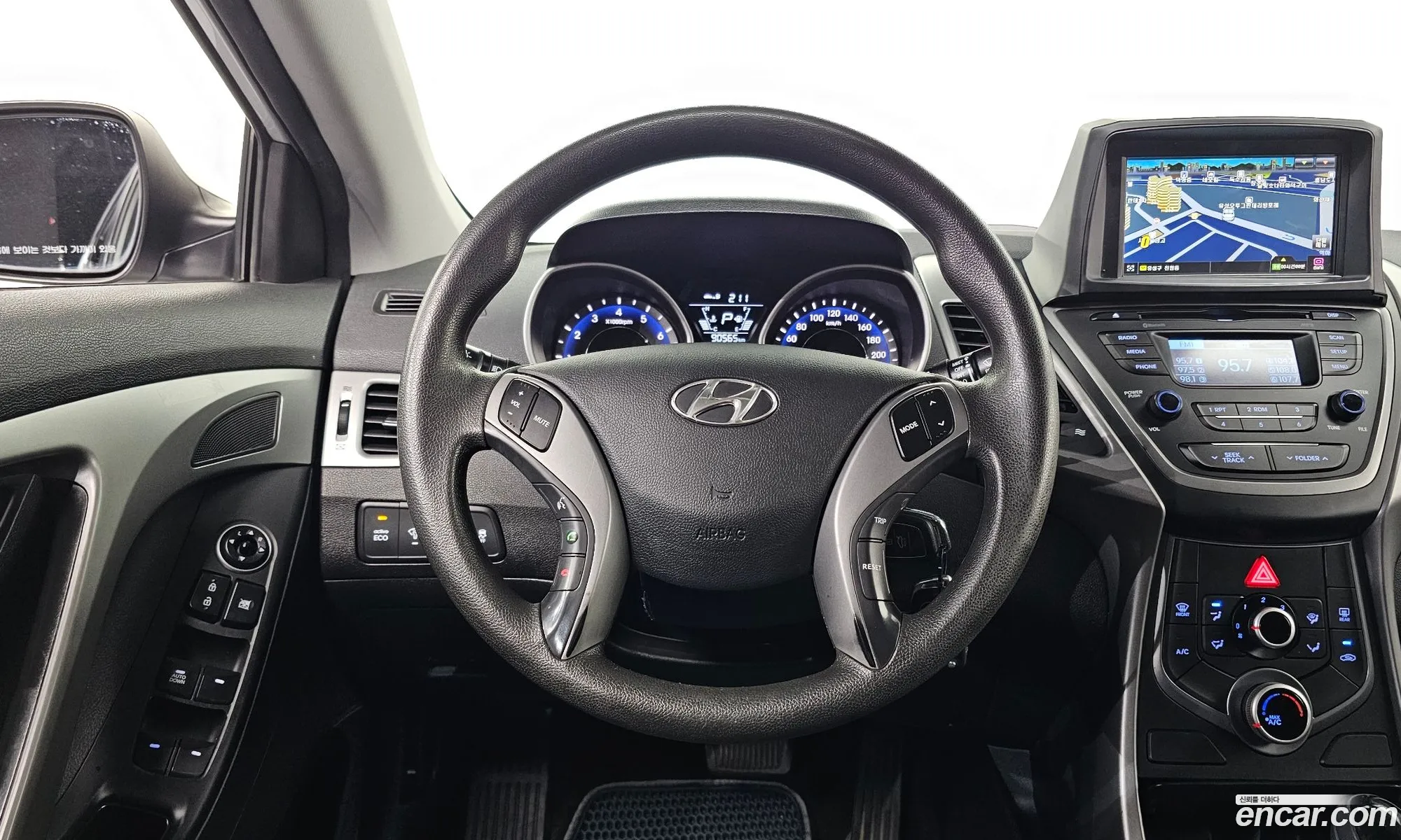 Hyundai Elantra 2014 — 11