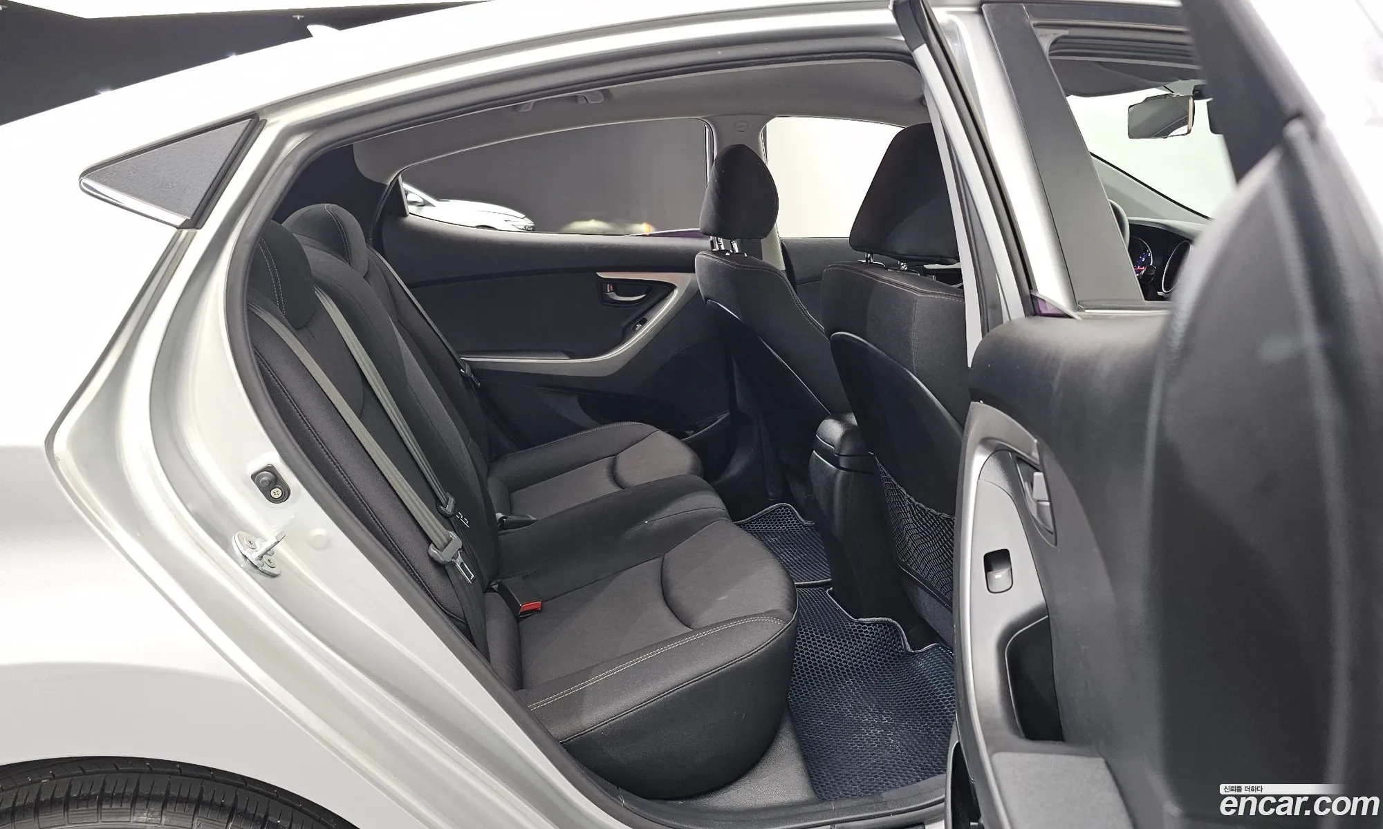 Hyundai Elantra 2014 — 16