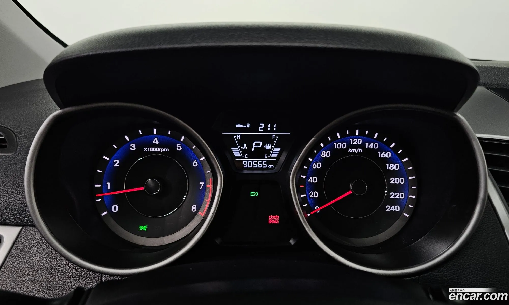 Hyundai Elantra 2014 — 8