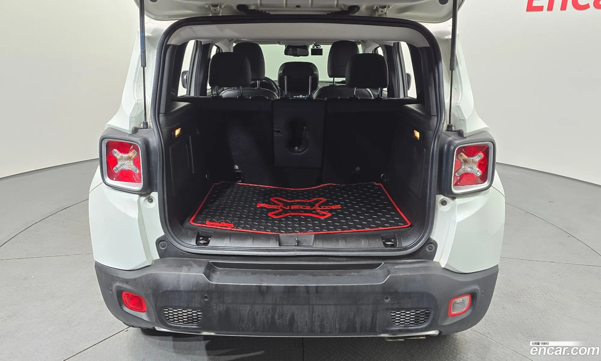 Jeep Renegade 2015 — 14