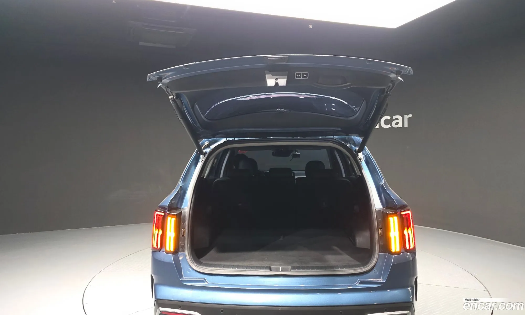 Kia Sorento 2023 — 12