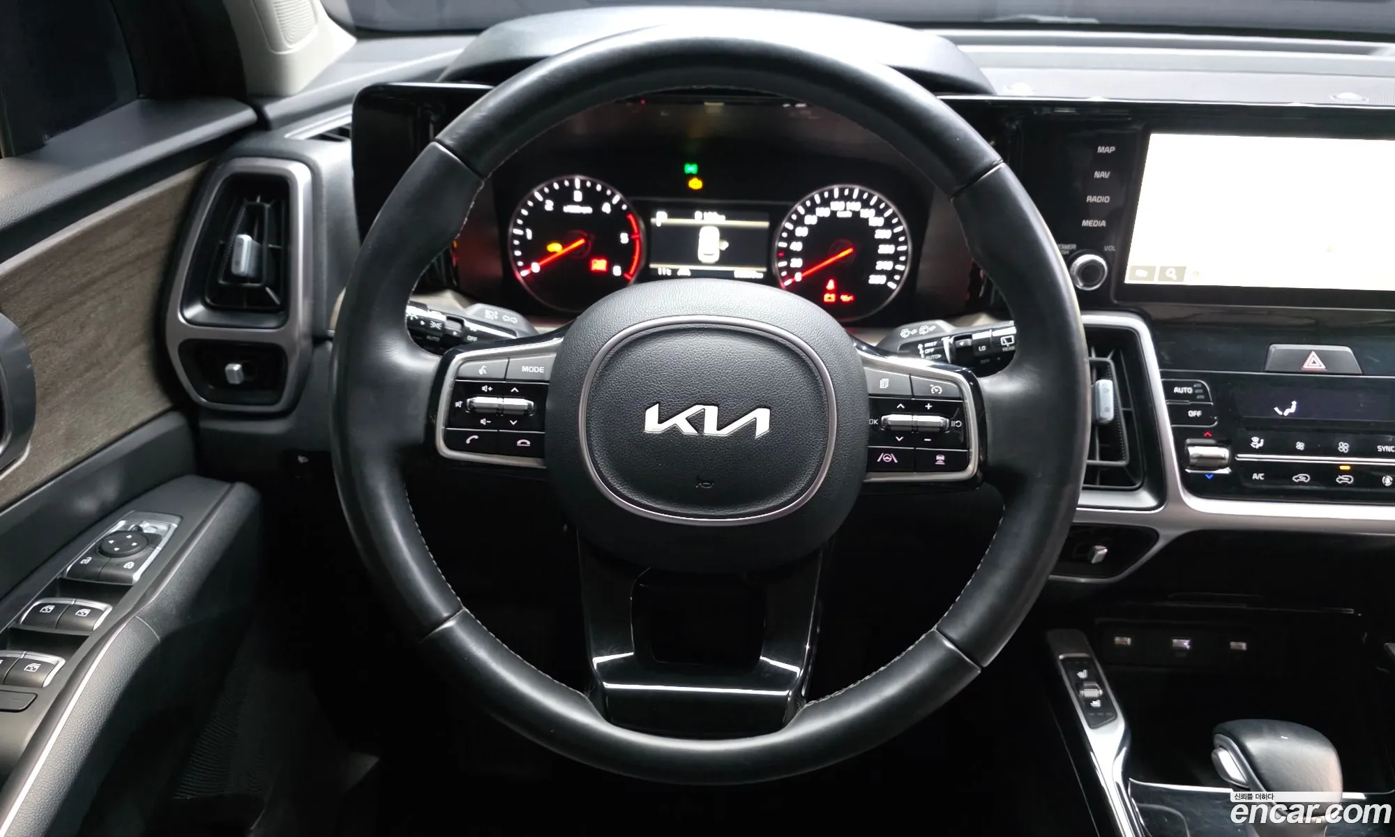 Kia Sorento 2023 — 6