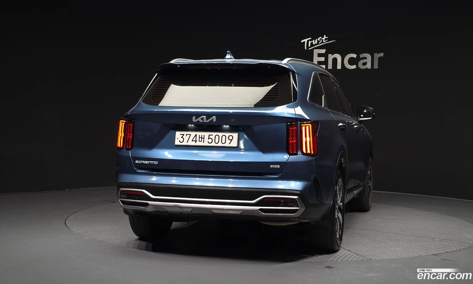 Kia Sorento 2023 — 17