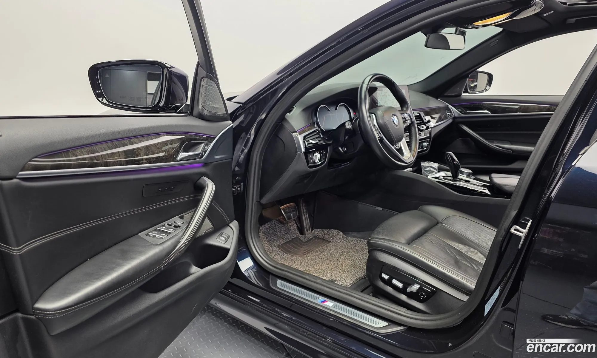 BMW 5 Series 2017 — 5