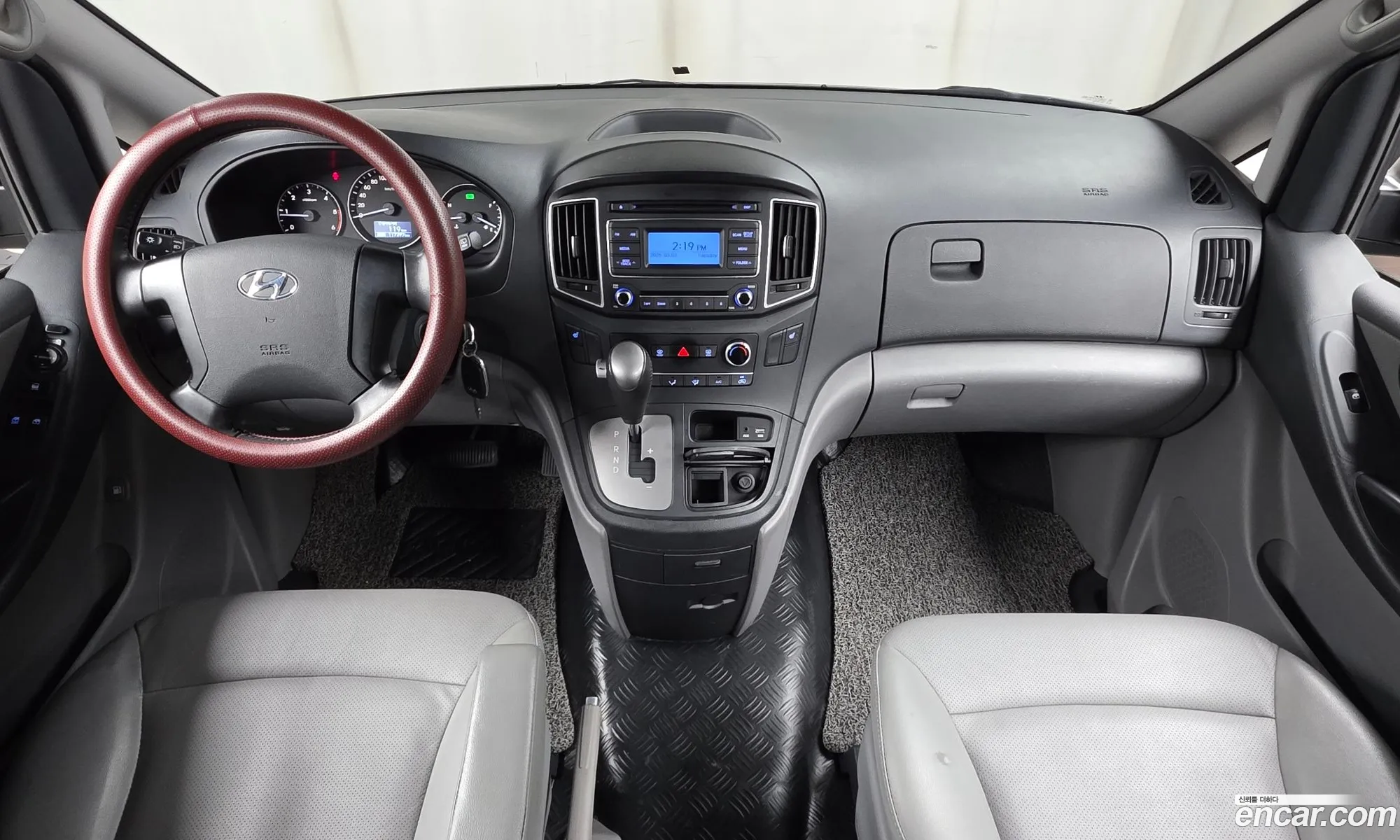 Hyundai Grand Starex 2018 — 19