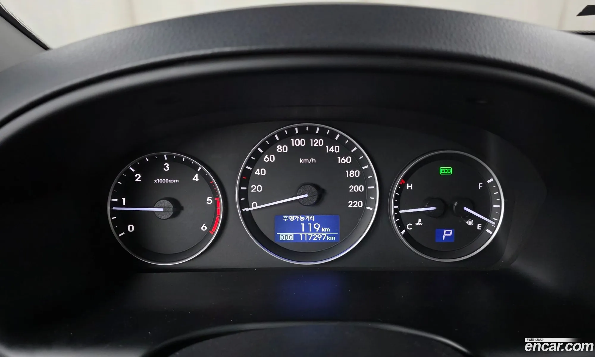 Hyundai Grand Starex 2018 — 3