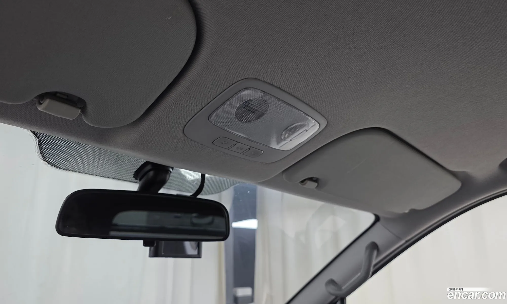 Hyundai Grand Starex 2018 — 16