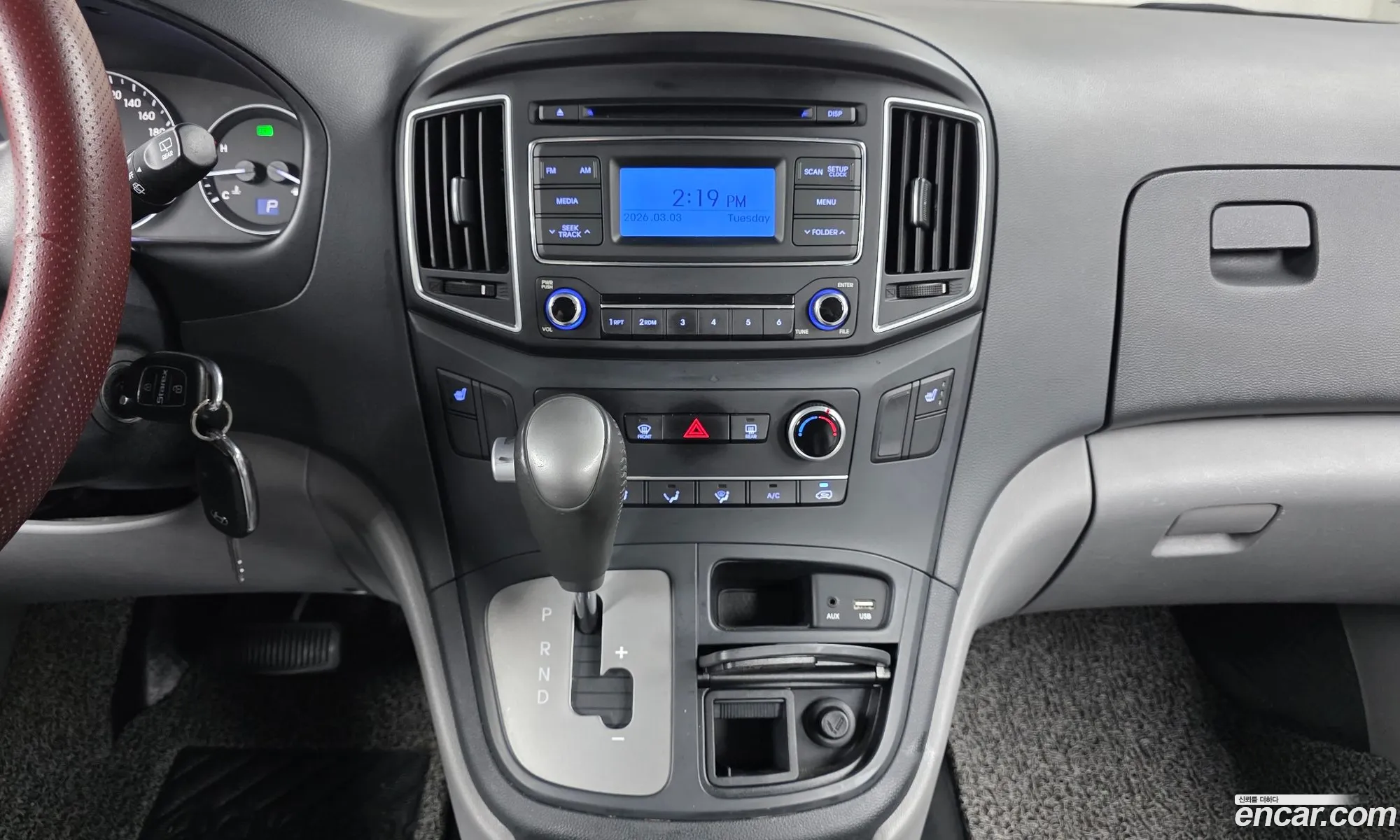 Hyundai Grand Starex 2018 — 17