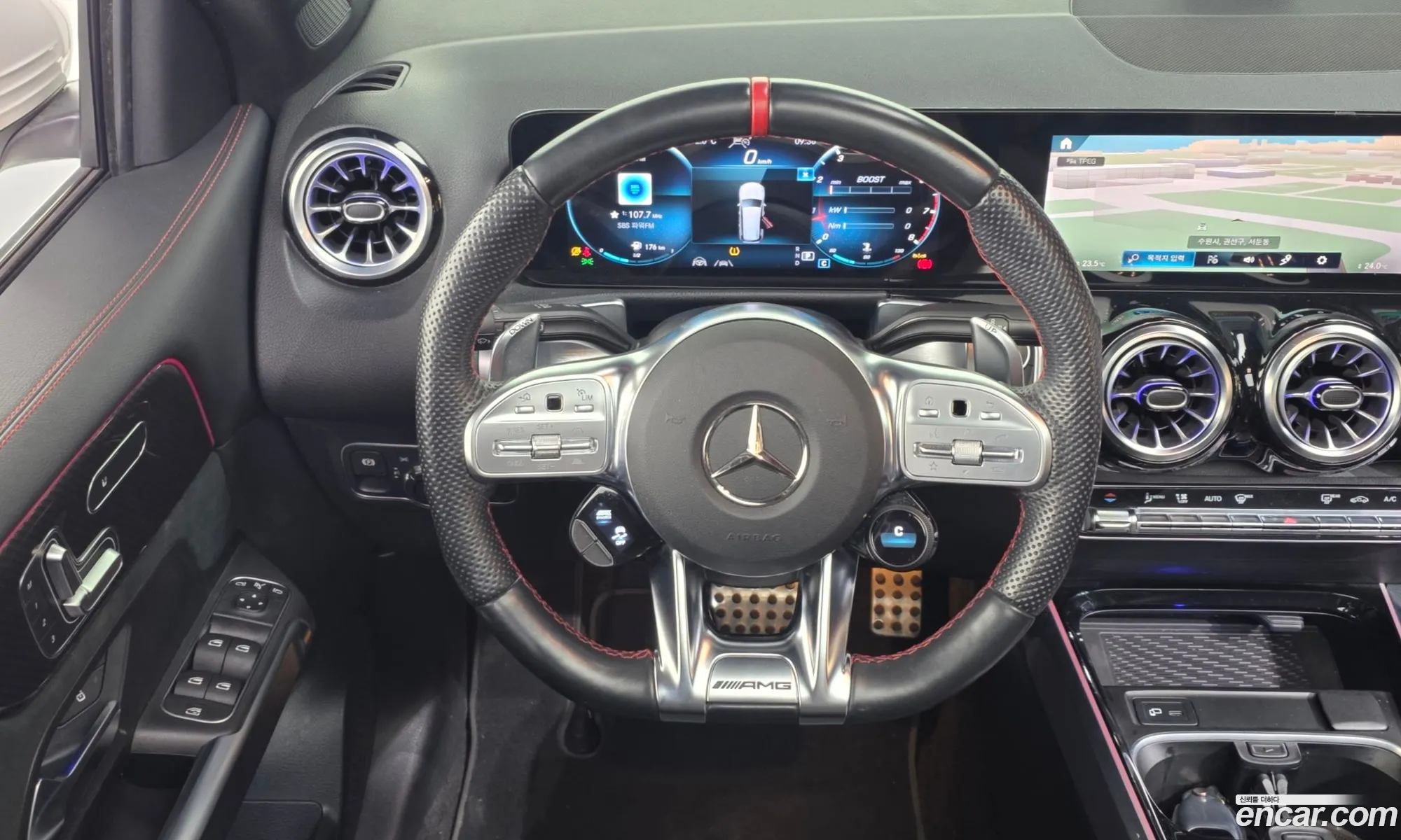 Mercedes-Benz GLB-Class X247 2023 — 17