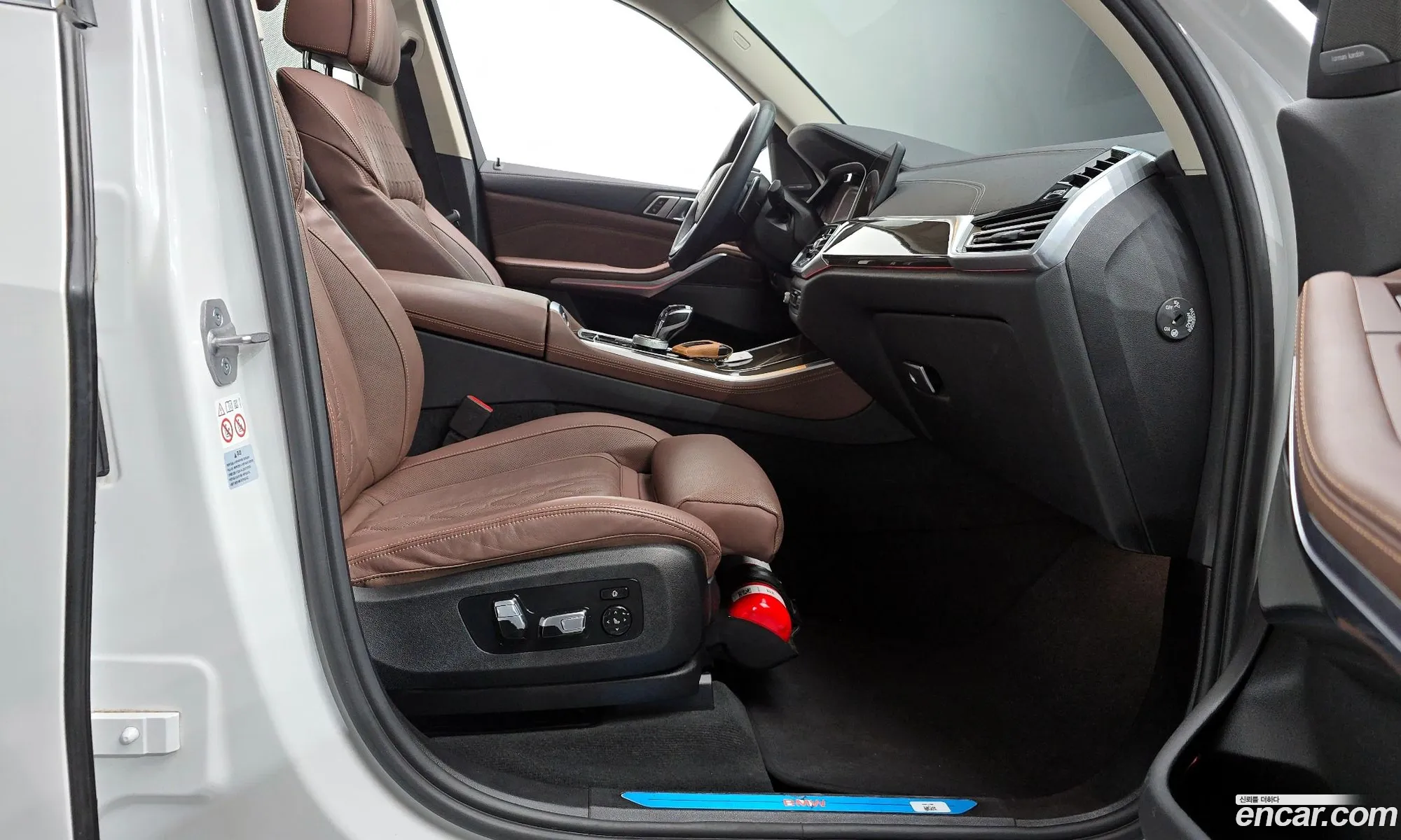 BMW X5 2022 WBAJU8102P9P03821 — 4