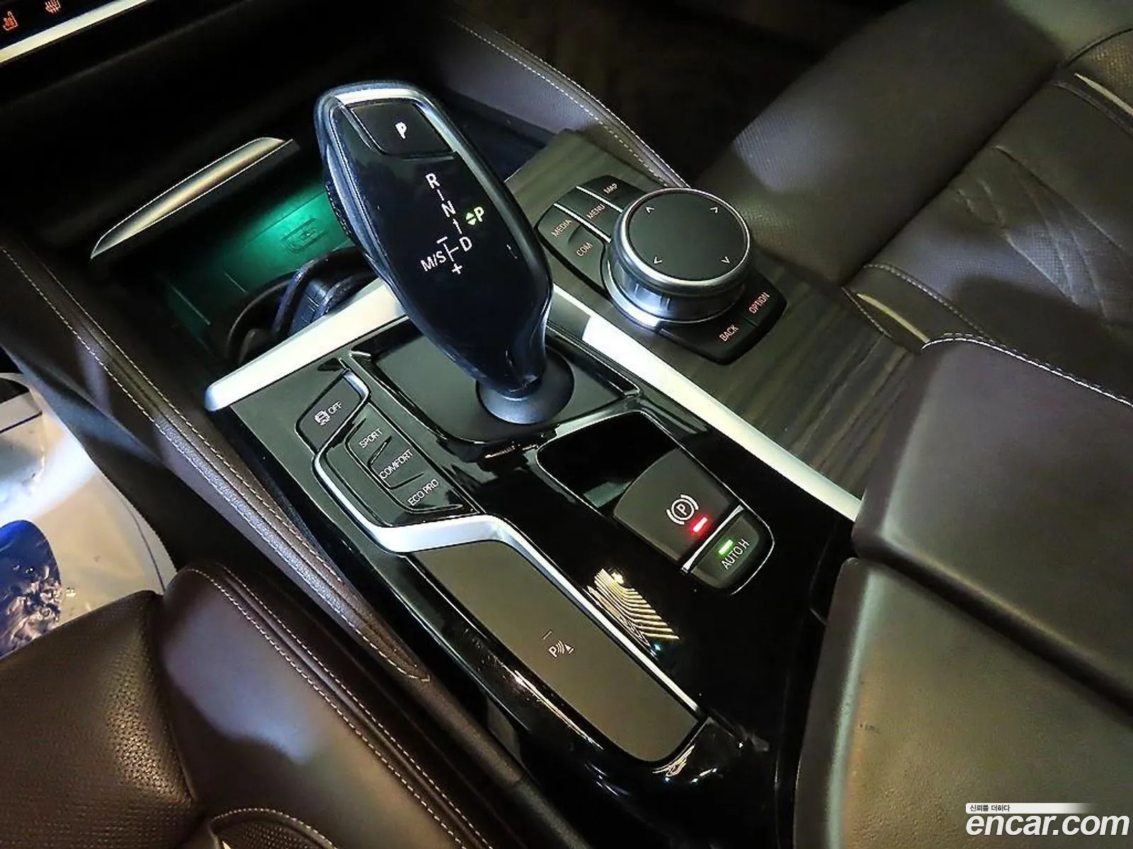 BMW 5 Series 2018 — 15