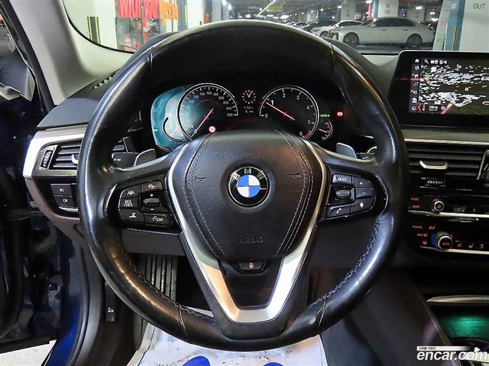 BMW 5 Series 2018 — 11
