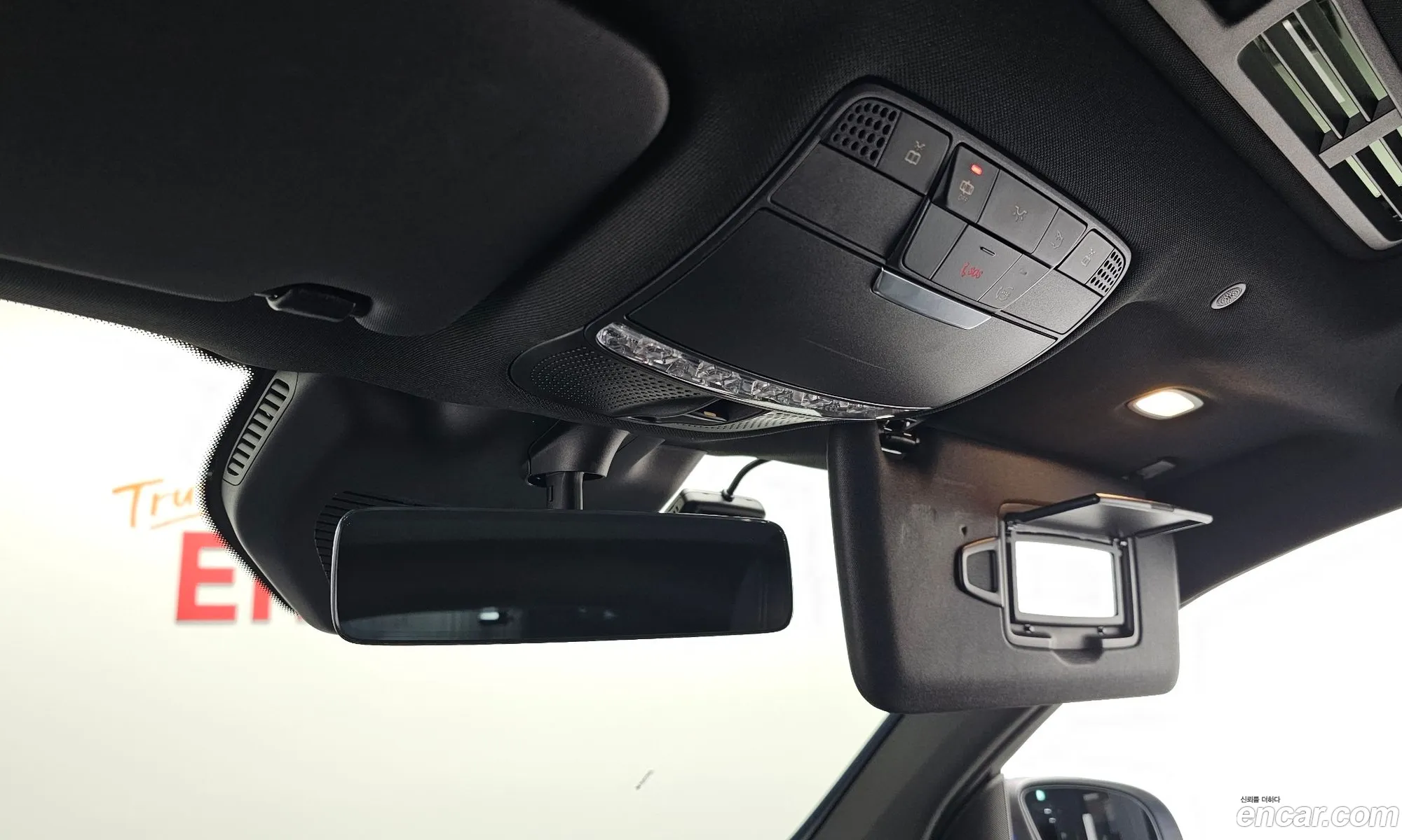 Mercedes-Benz GLC-Class X253 2023 — 13