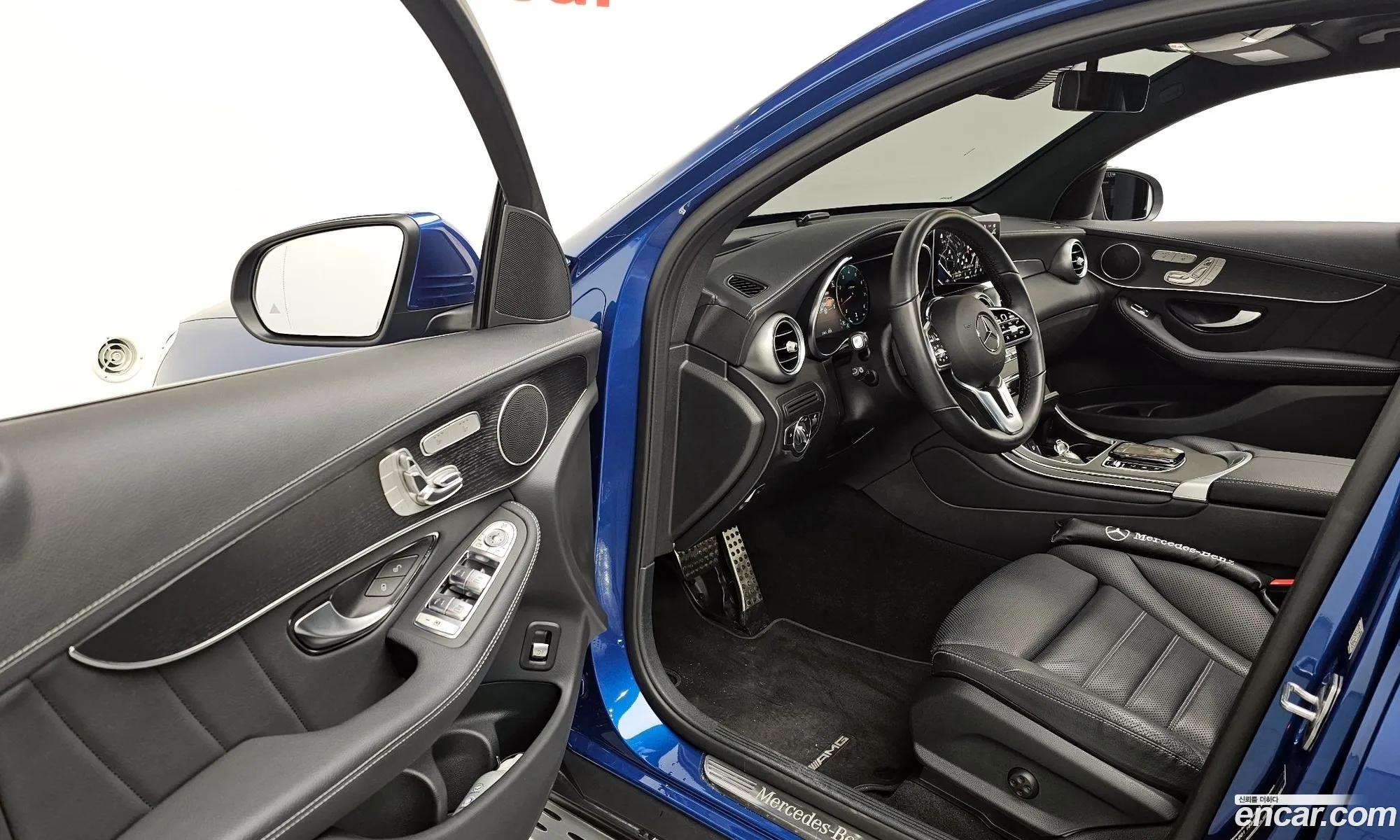 Mercedes-Benz GLC-Class X253 2023 — 17