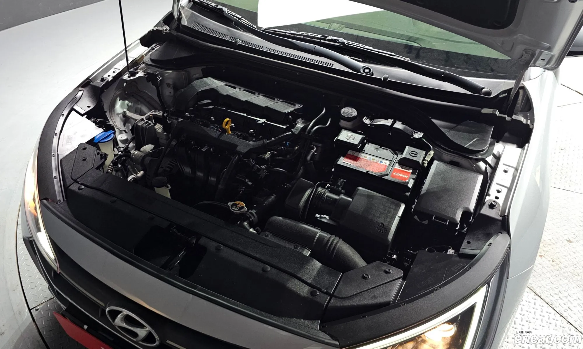 Hyundai Elantra AD 2020 — 14