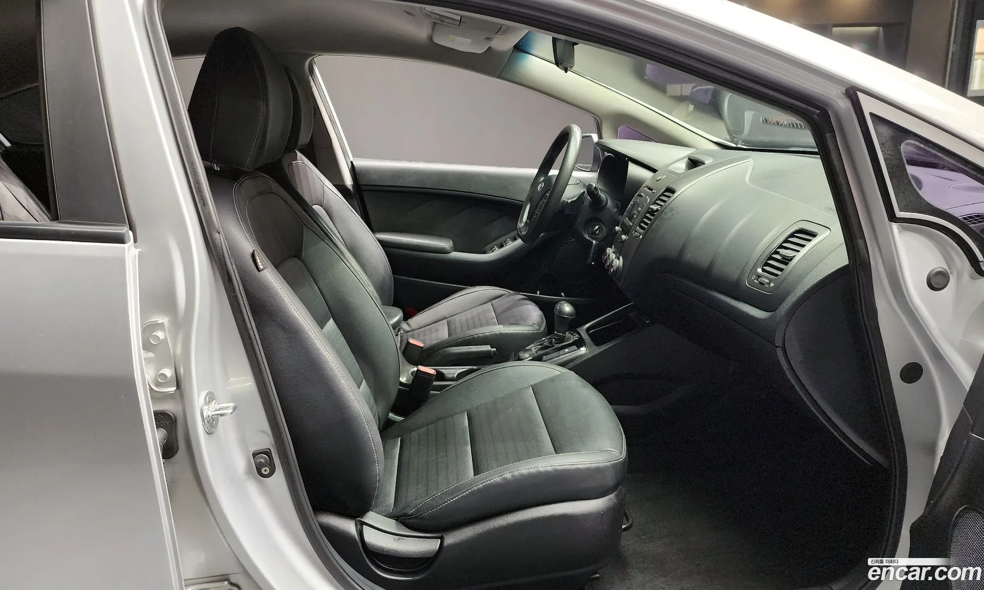 Kia K3 2016 — 13