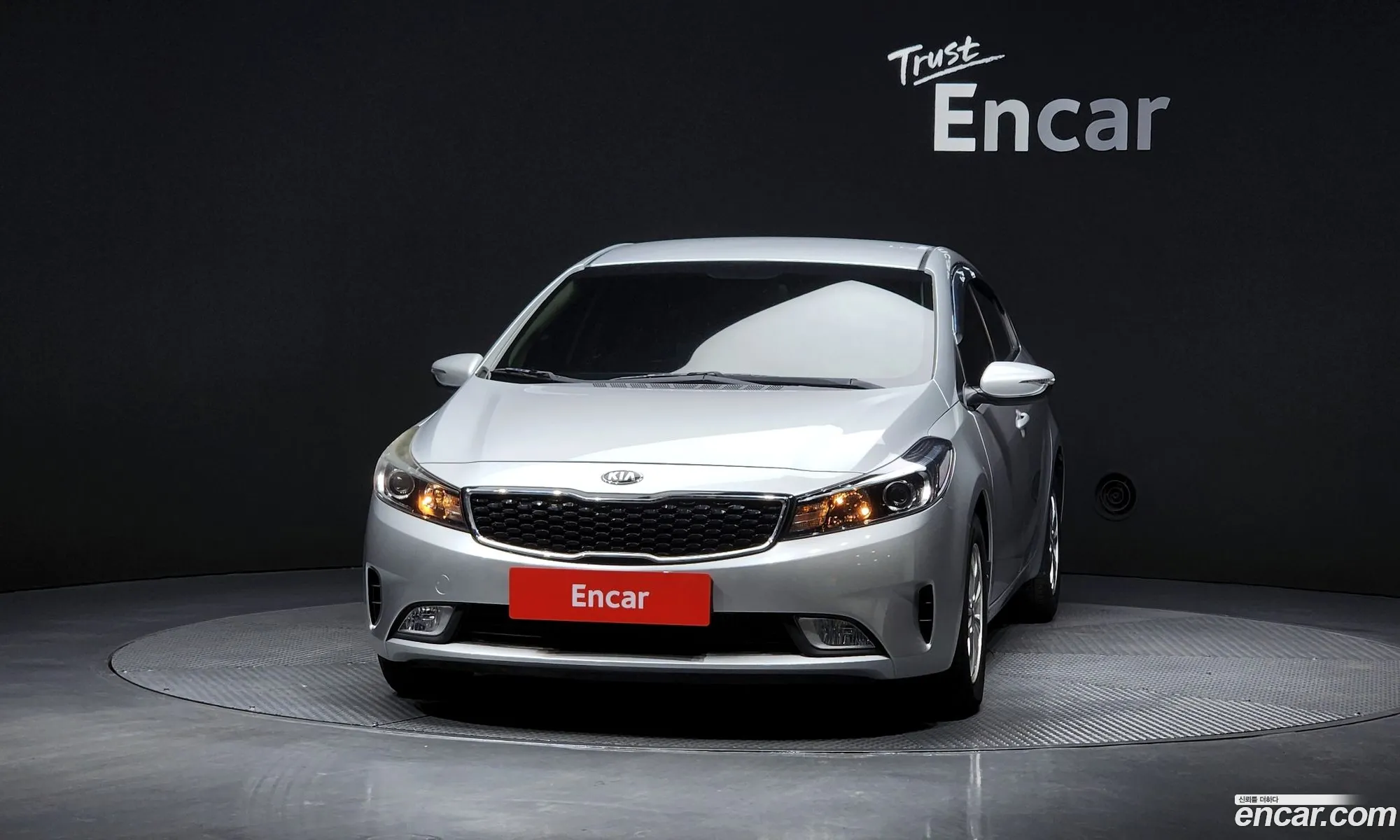 Kia K3 2016 — 17