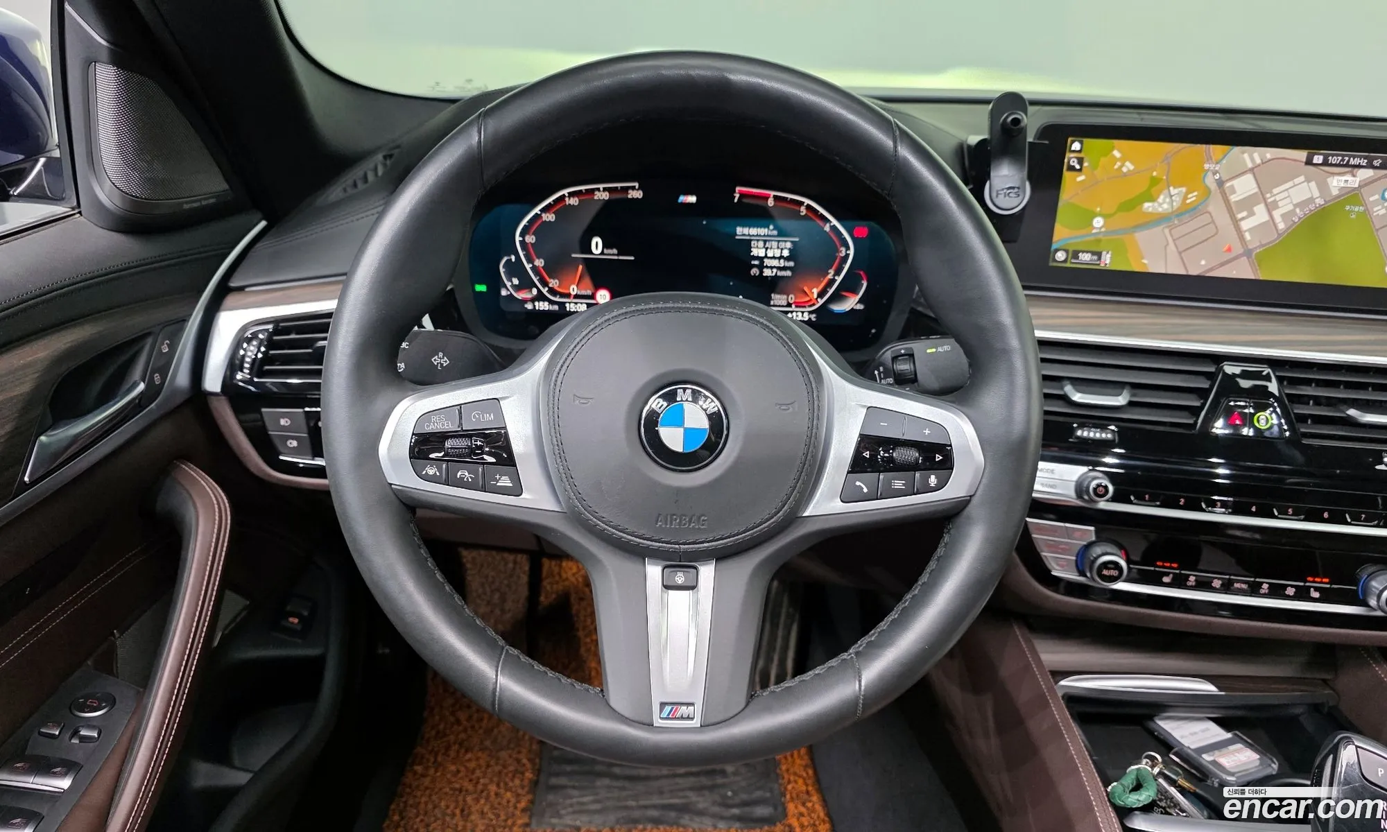 BMW 5 Series 2020 — 13