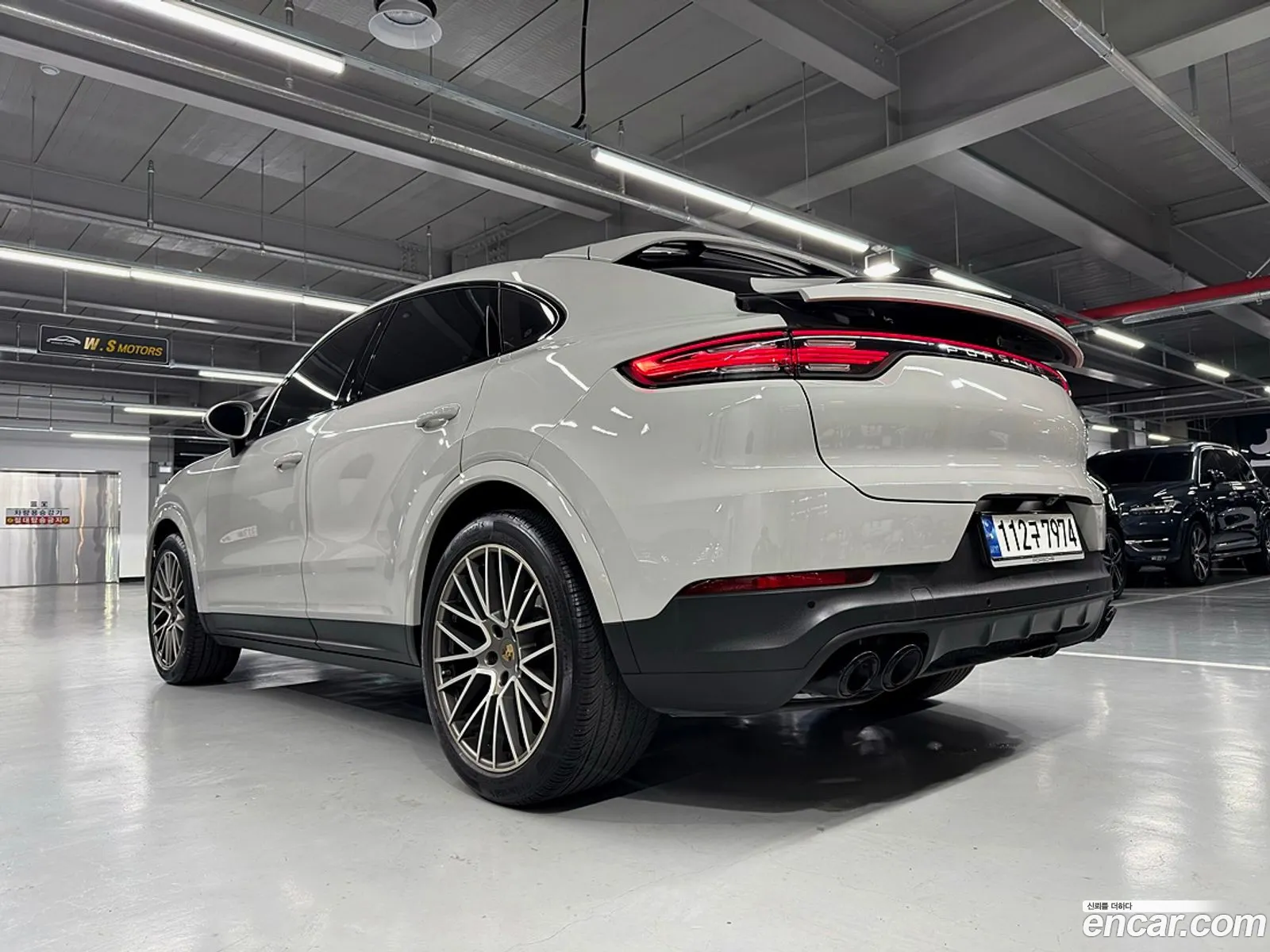 Porsche Cayenne 2022 — 19