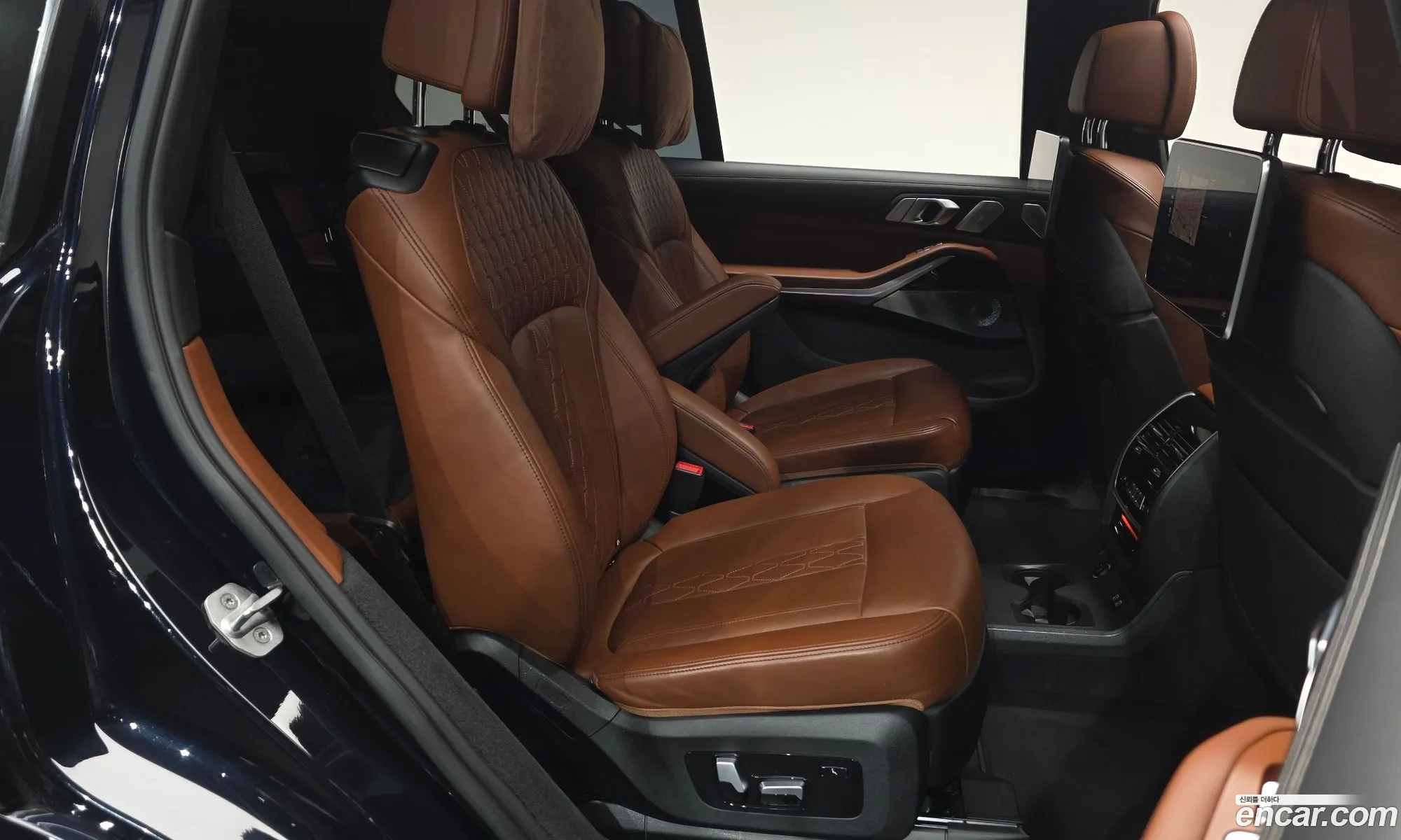 BMW X7 2020 WBACX6102L9D60803 — 8