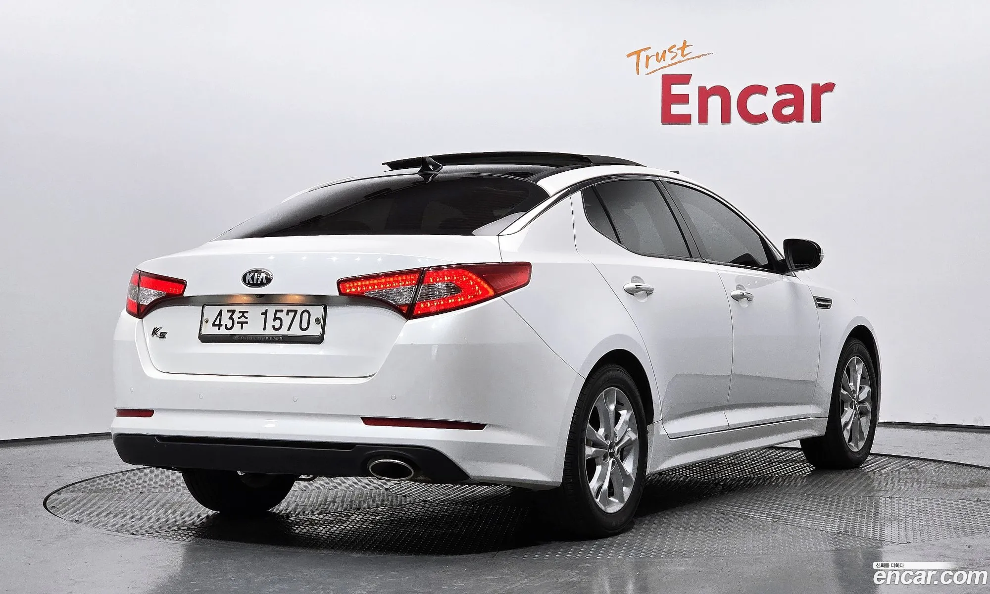 Kia K5 2013 — 11