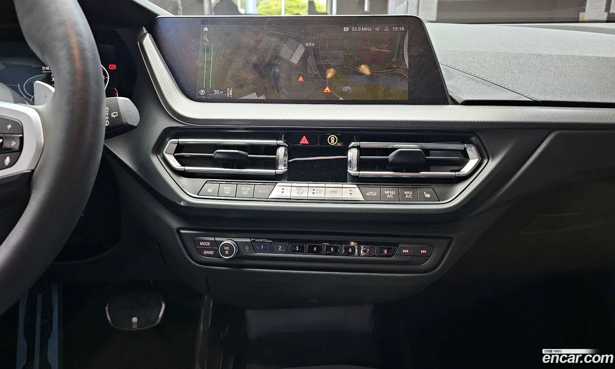 BMW 1 Series 2024 — 17