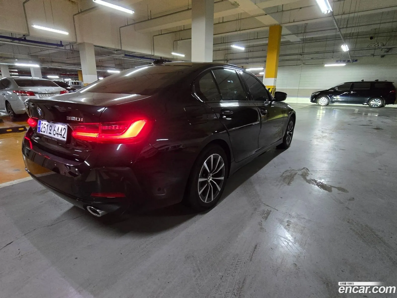 BMW 3 Series 2023 — 8