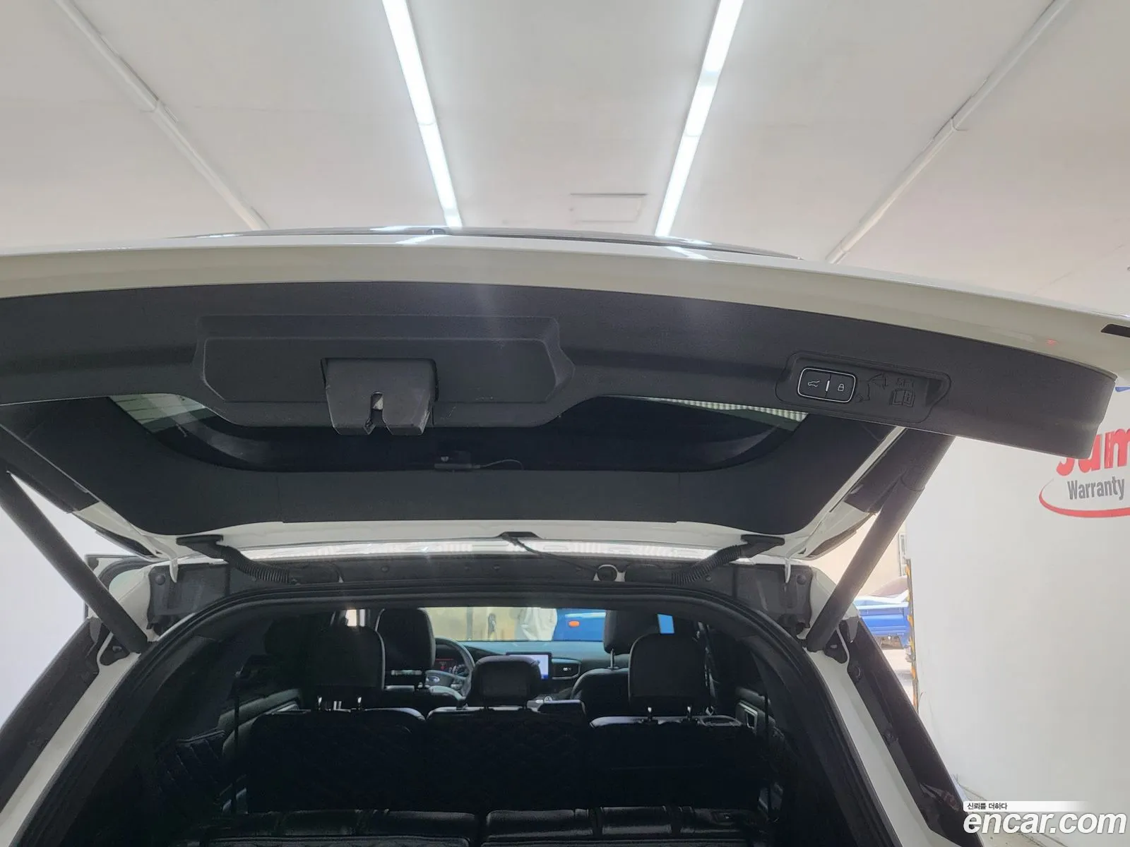 Ford Explorer 6th Gen 2020 — 10