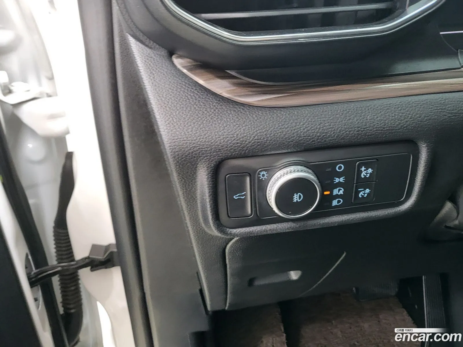 Ford Explorer 6th Gen 2020 — 16