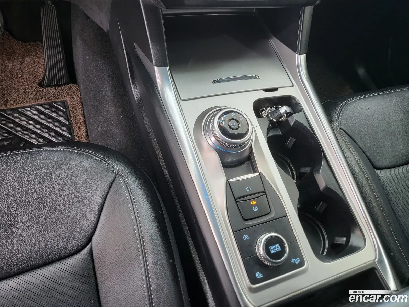 Ford Explorer 6th Gen 2020 — 17