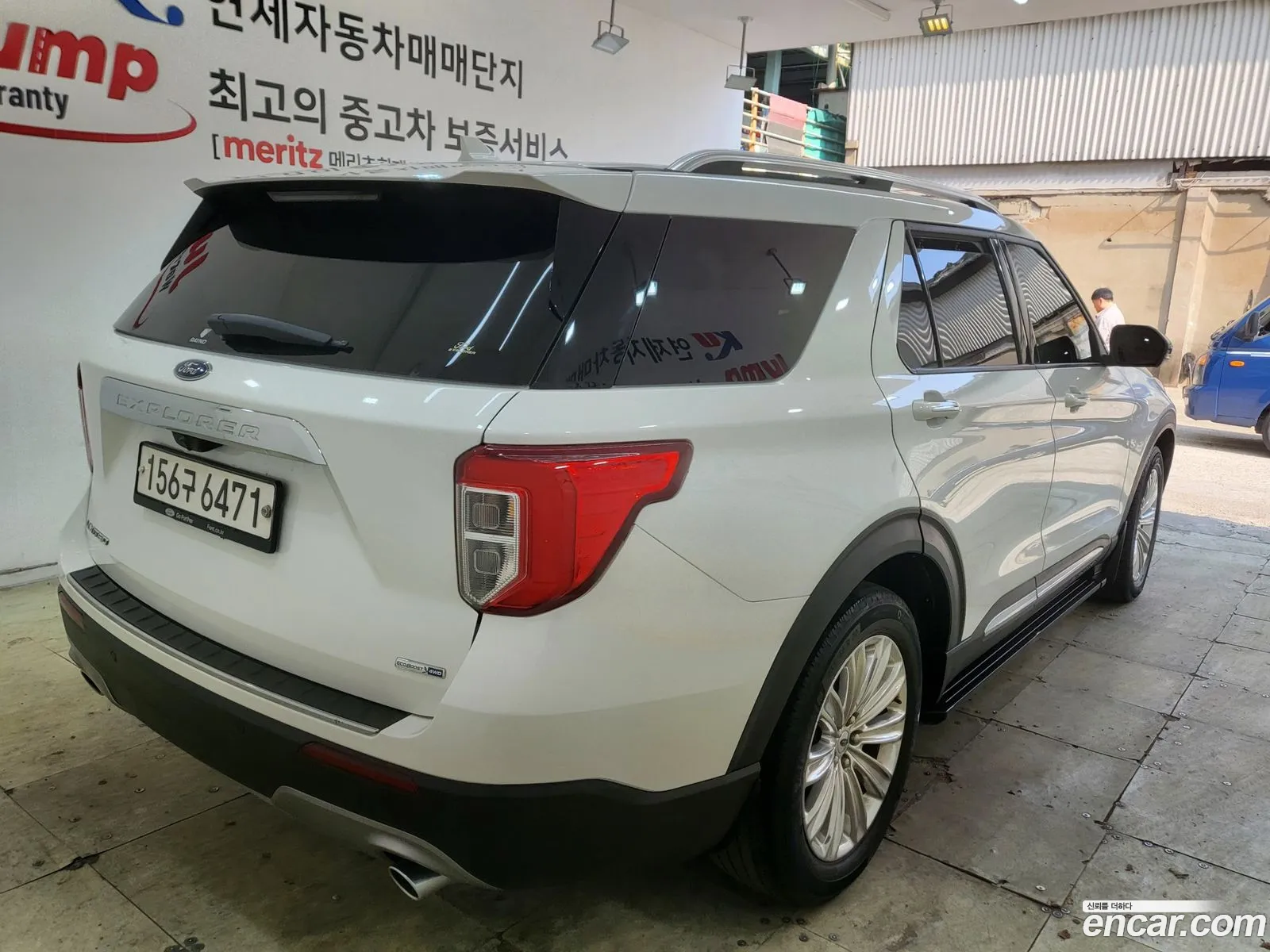 Ford Explorer 6th Gen 2020 — 15