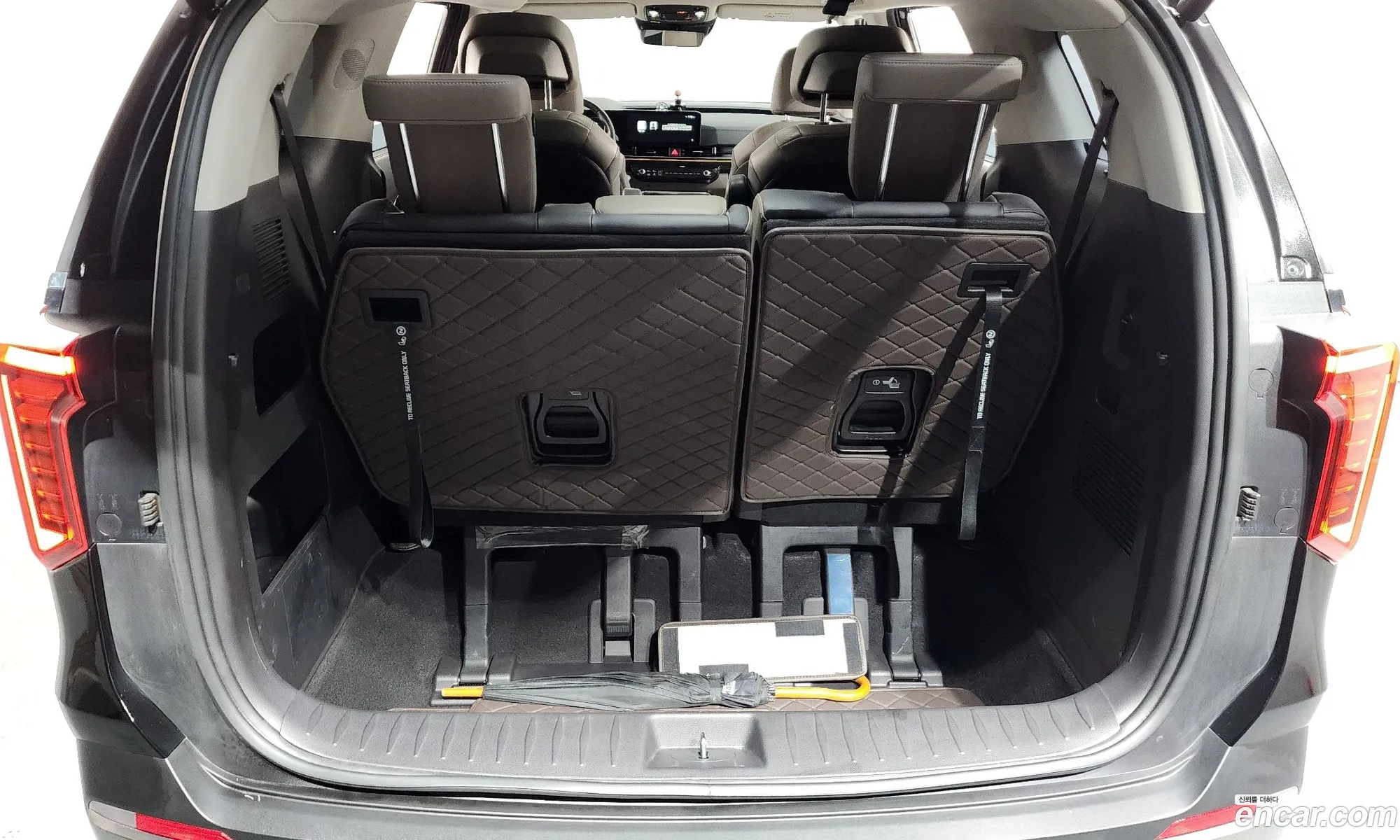 Kia Carnival 2024 — 9