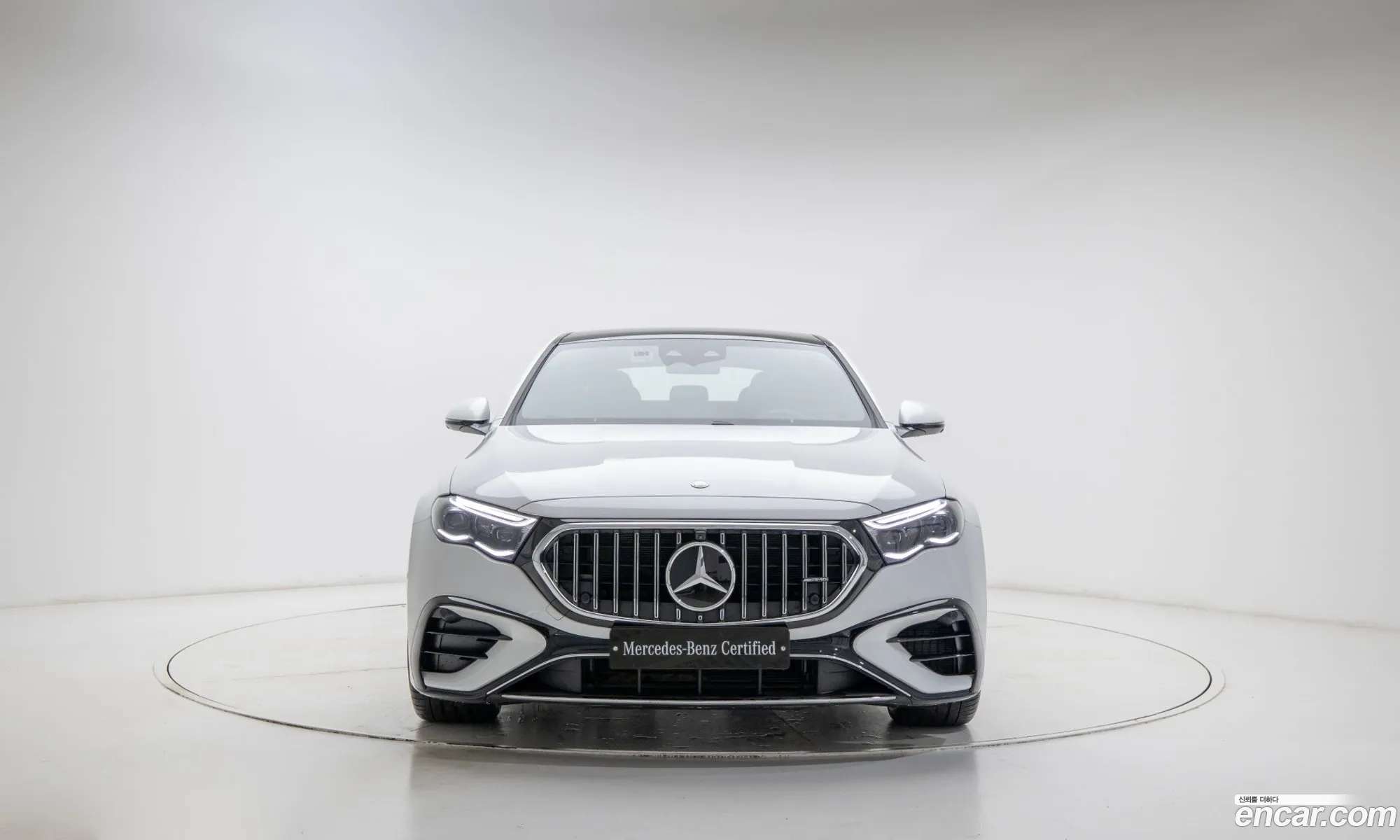 Mercedes-Benz E-Class W214 2025 — 16
