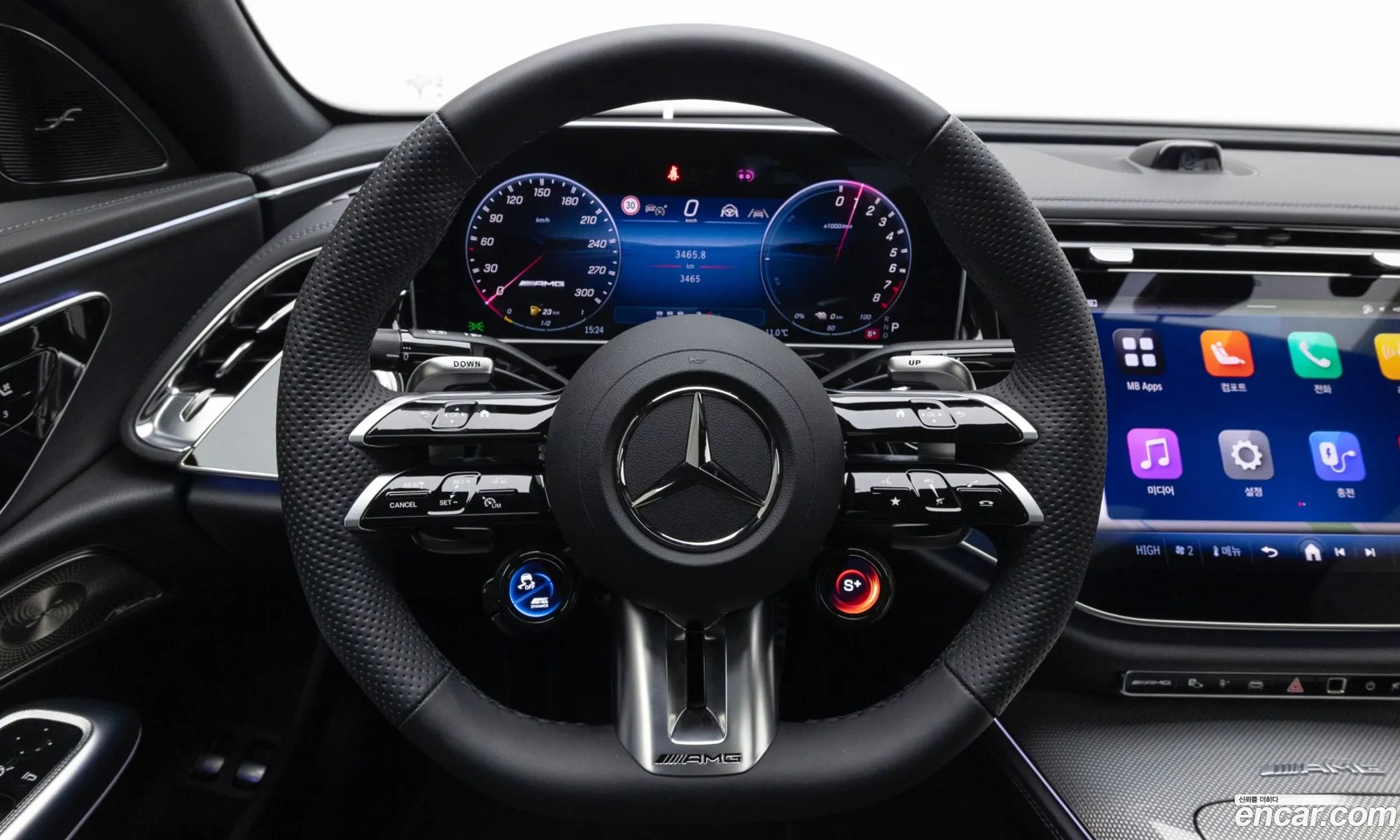 Mercedes-Benz E-Class W214 2025 — 5