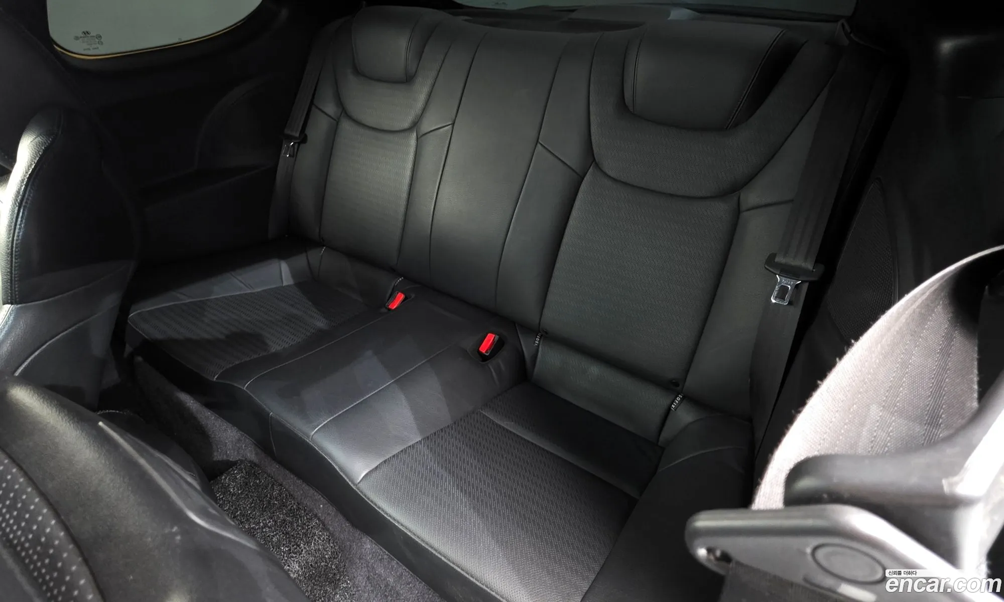 Hyundai Genesis Coupe 2012 — 14